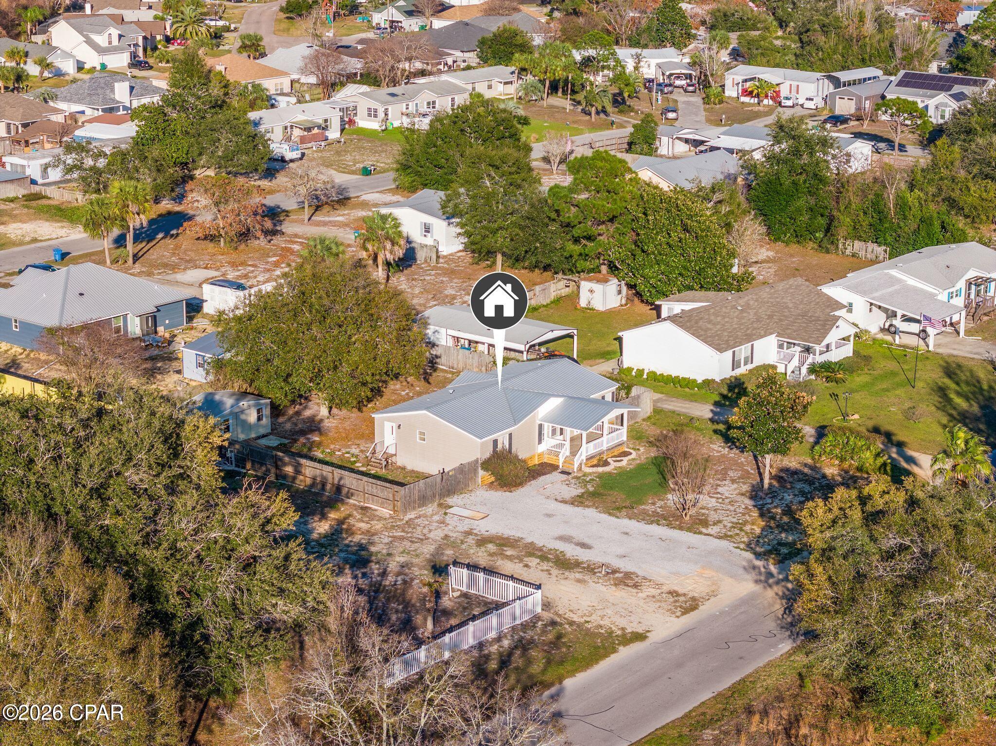 Lagoon Oaks - Residential