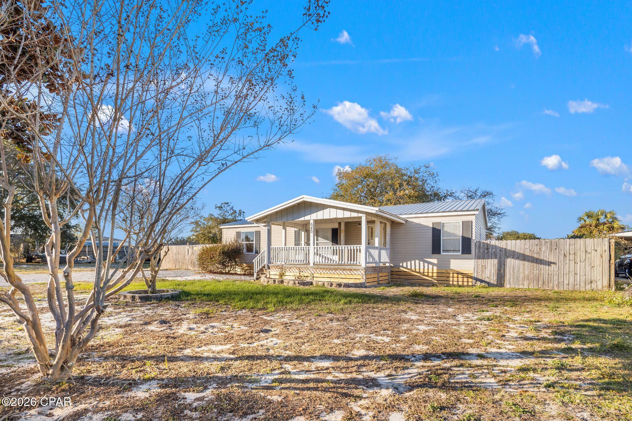 Lagoon Oaks - Residential
