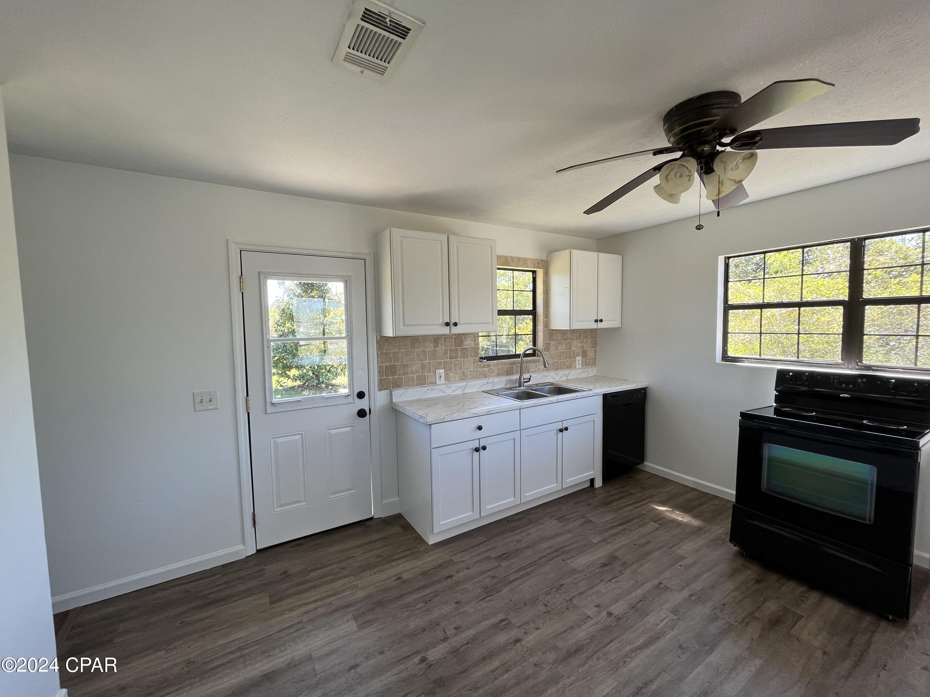 Bayhead Estates Unit 1 - Residential