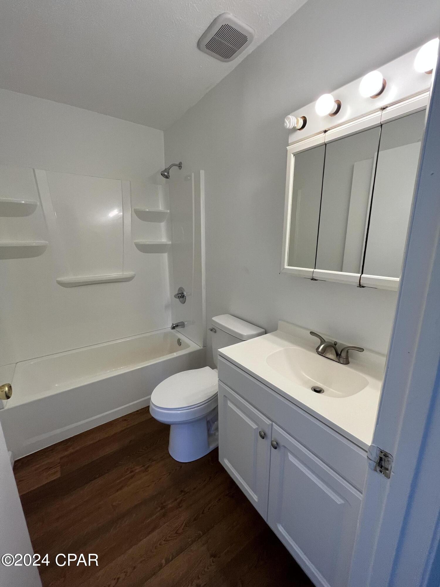 Bayhead Estates Unit 1 - Residential