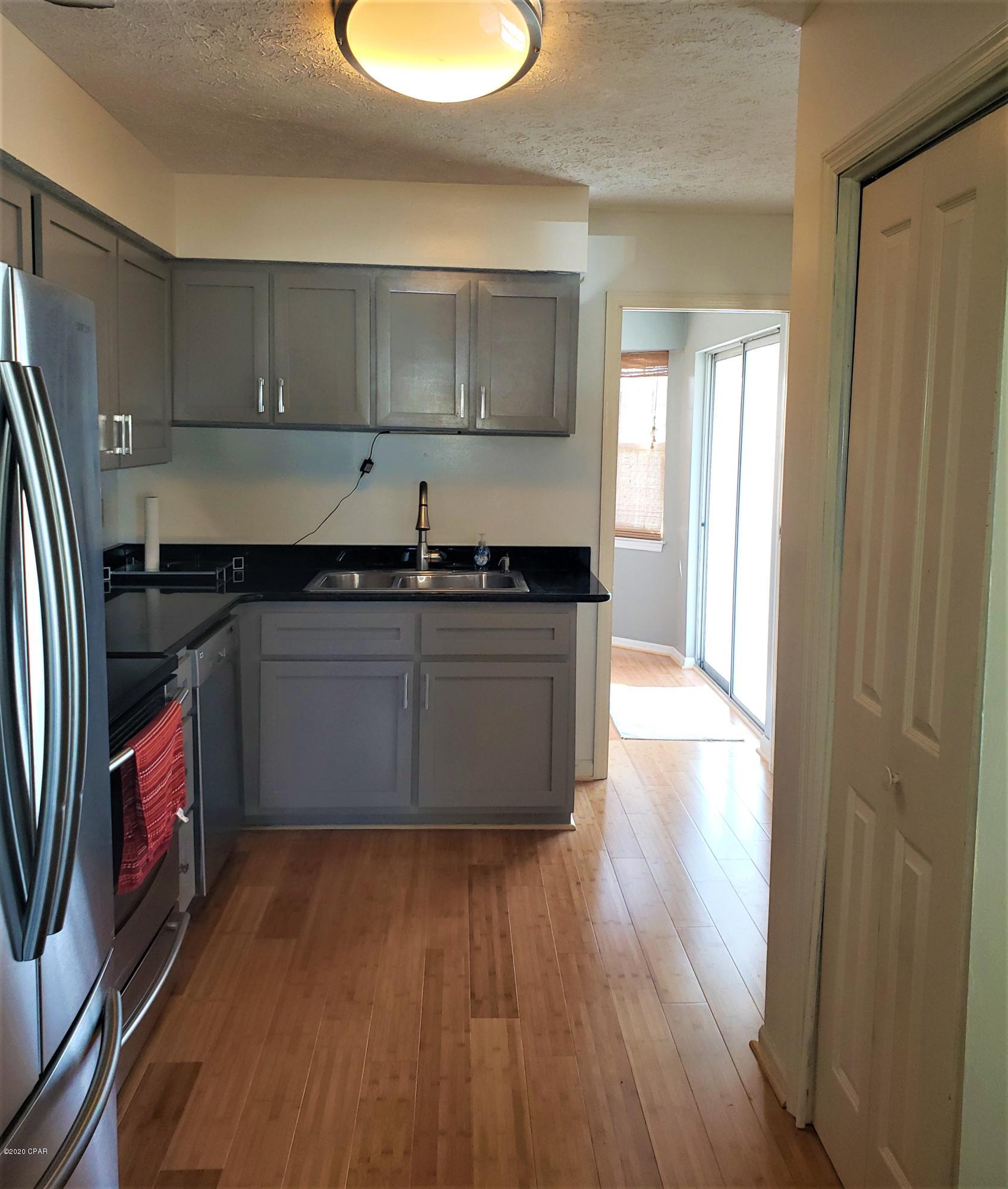 Shadow Bay Unt 3 & 4 - Residential