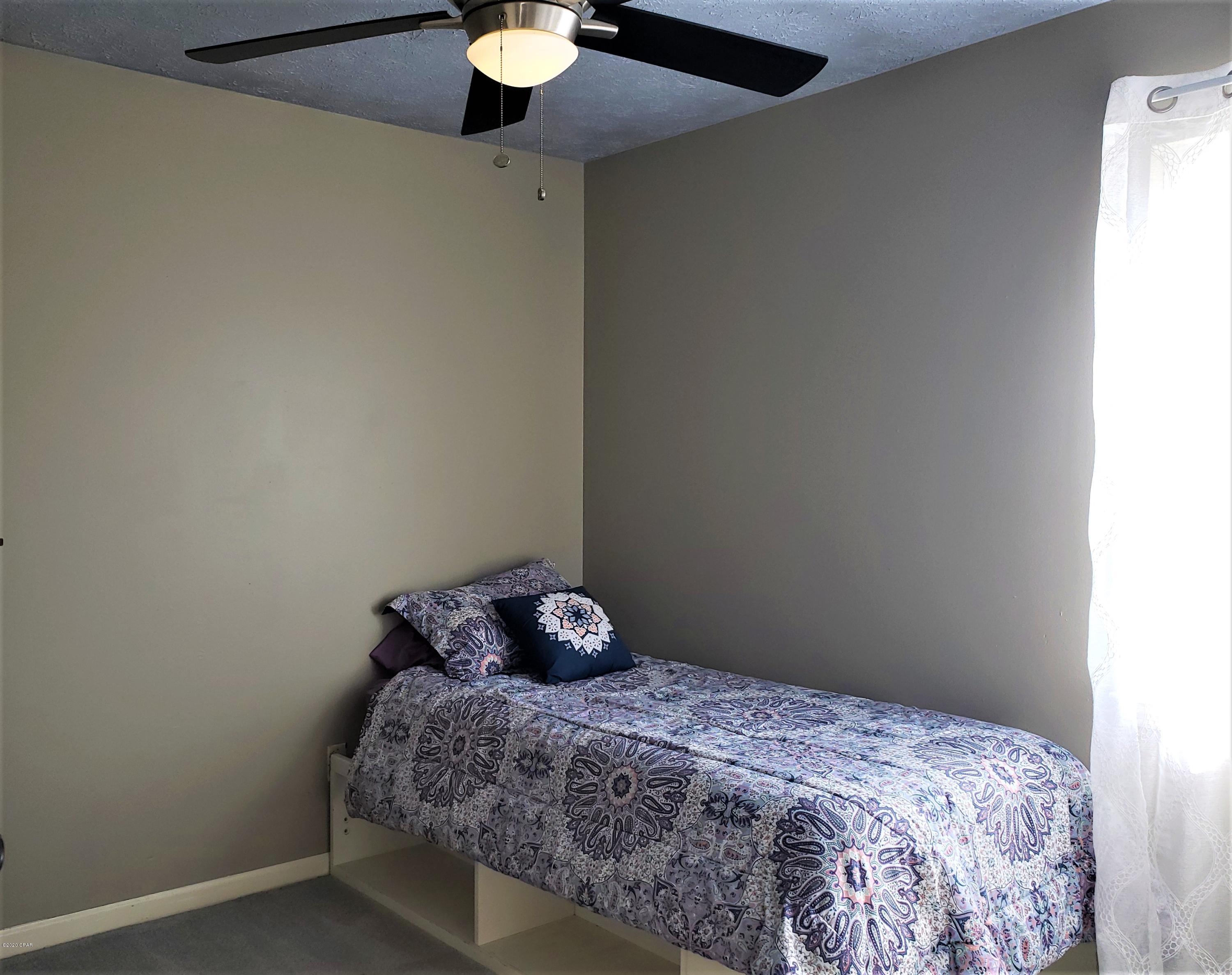 Shadow Bay Unt 3 & 4 - Residential