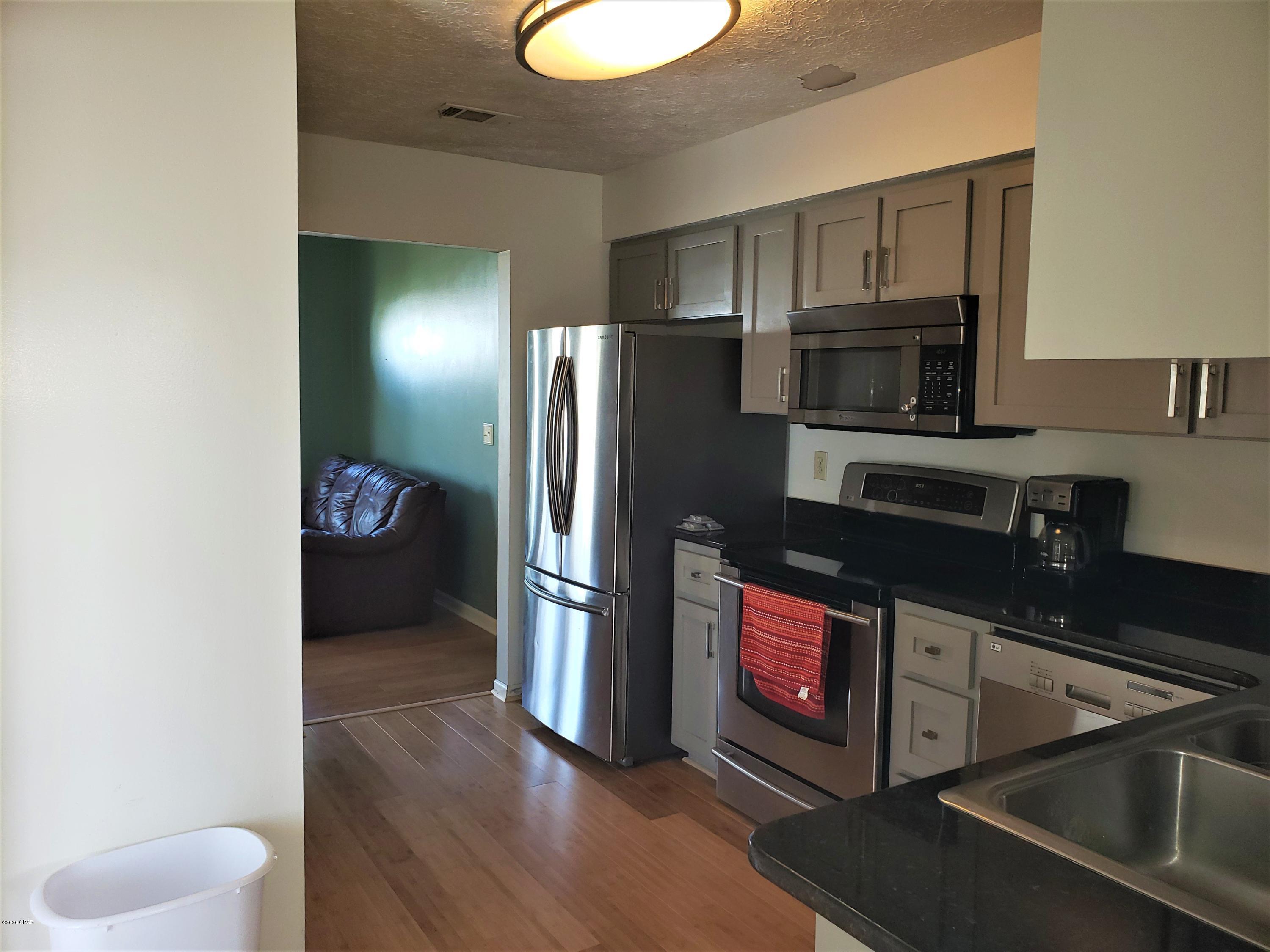 Shadow Bay Unt 3 & 4 - Residential