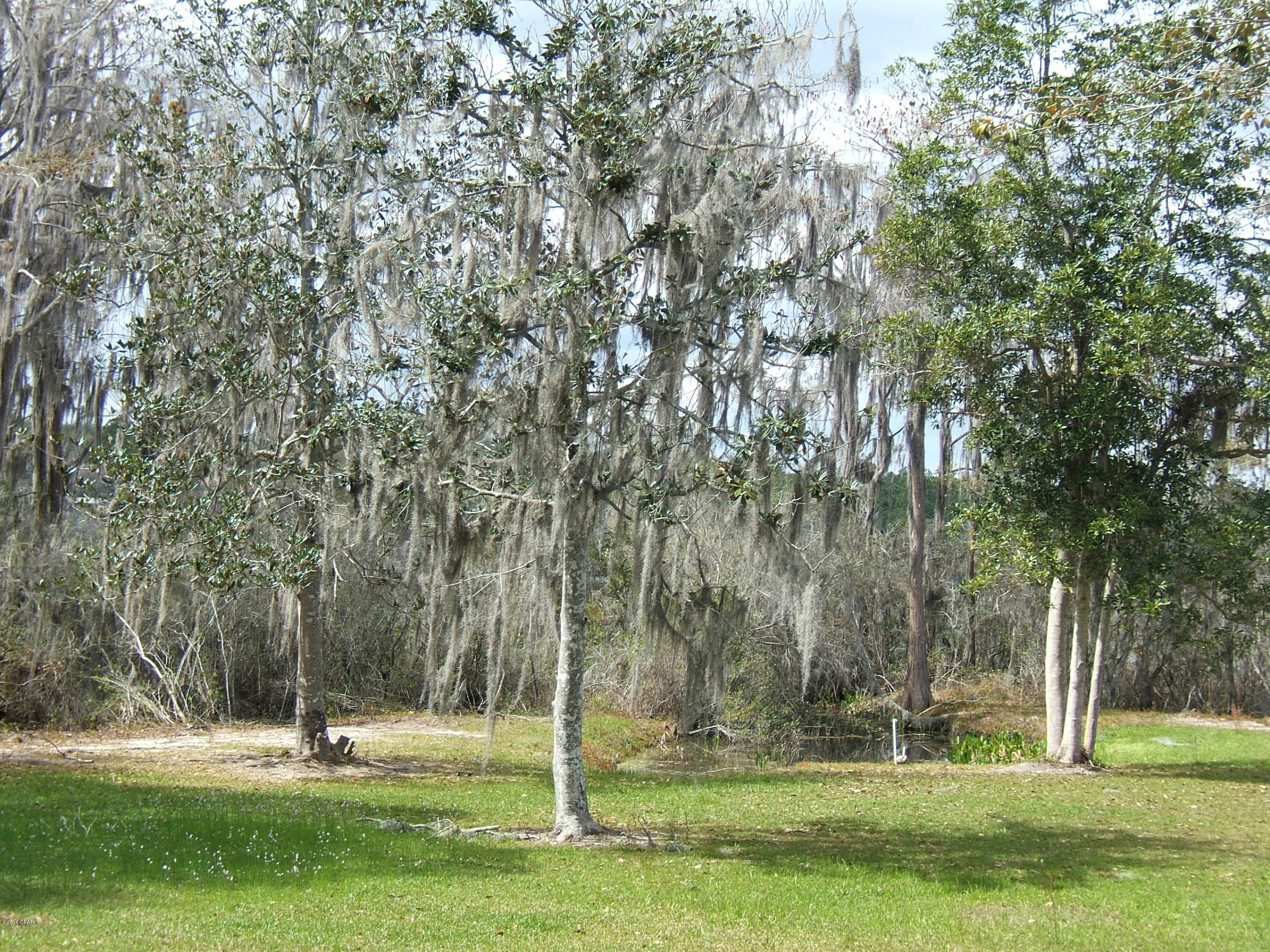 Lucas Lake Retreat - Residential