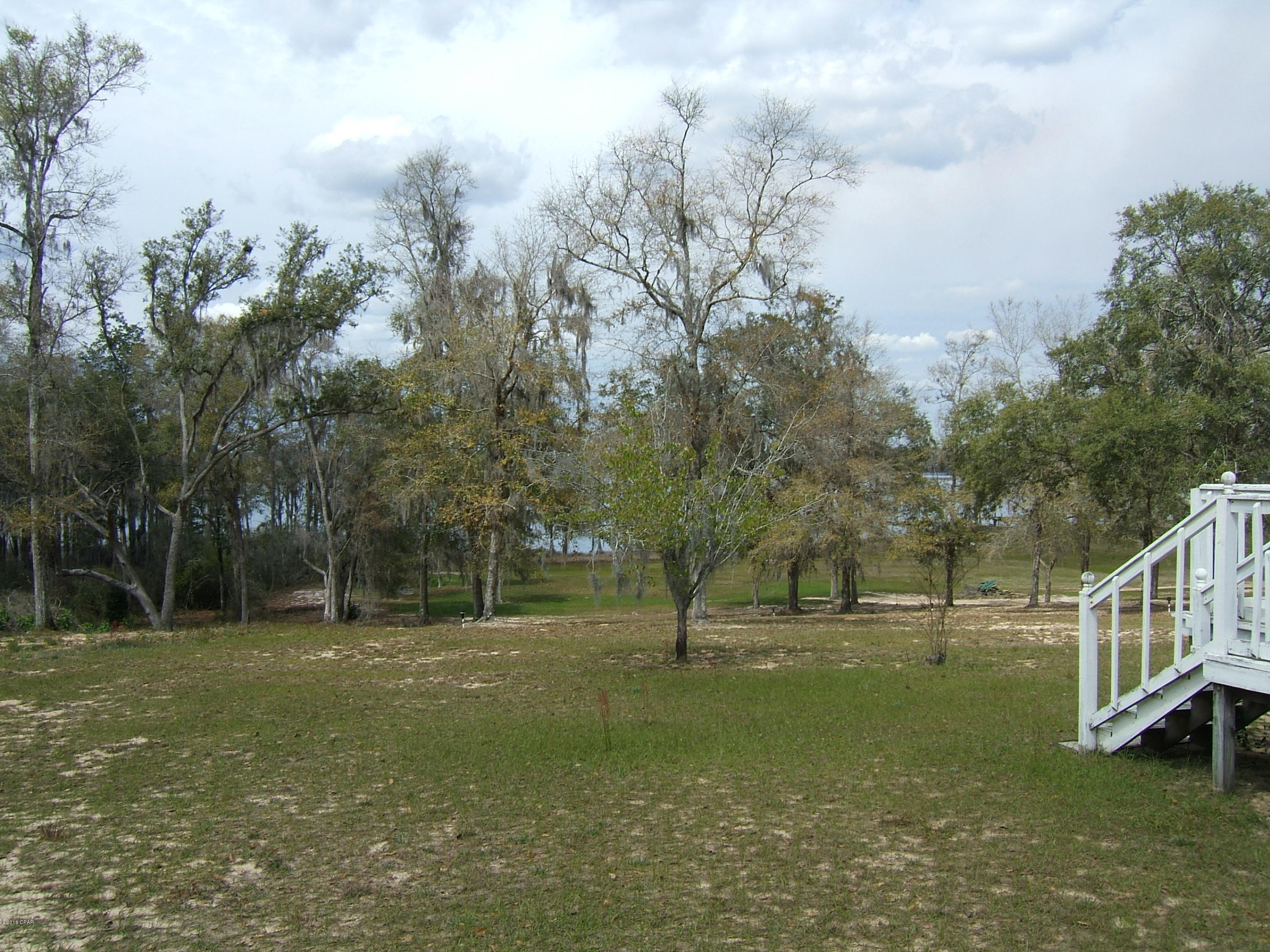 Lucas Lake Retreat - Residential