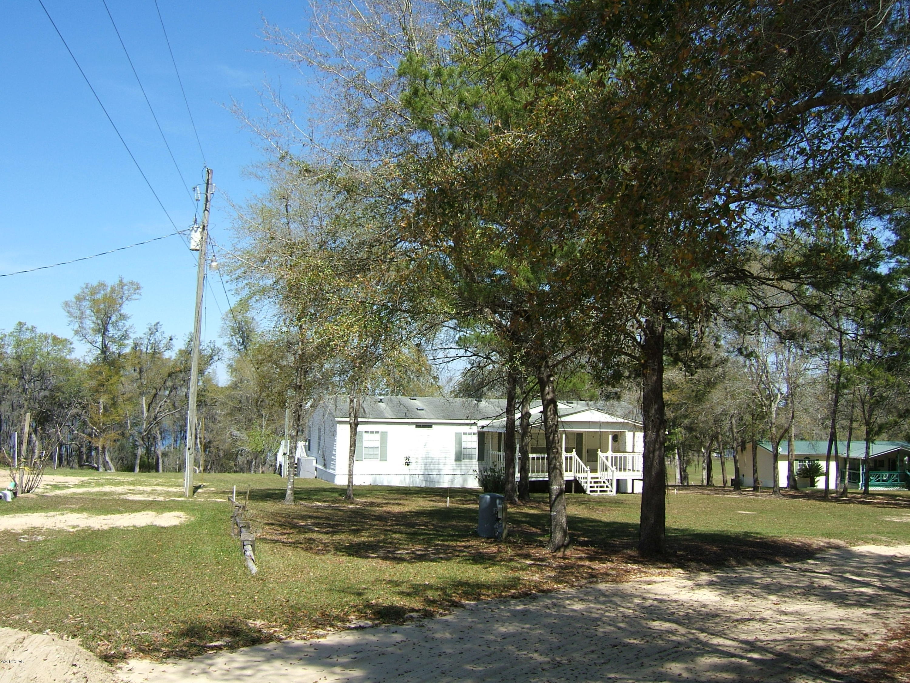 Lucas Lake Retreat - Residential