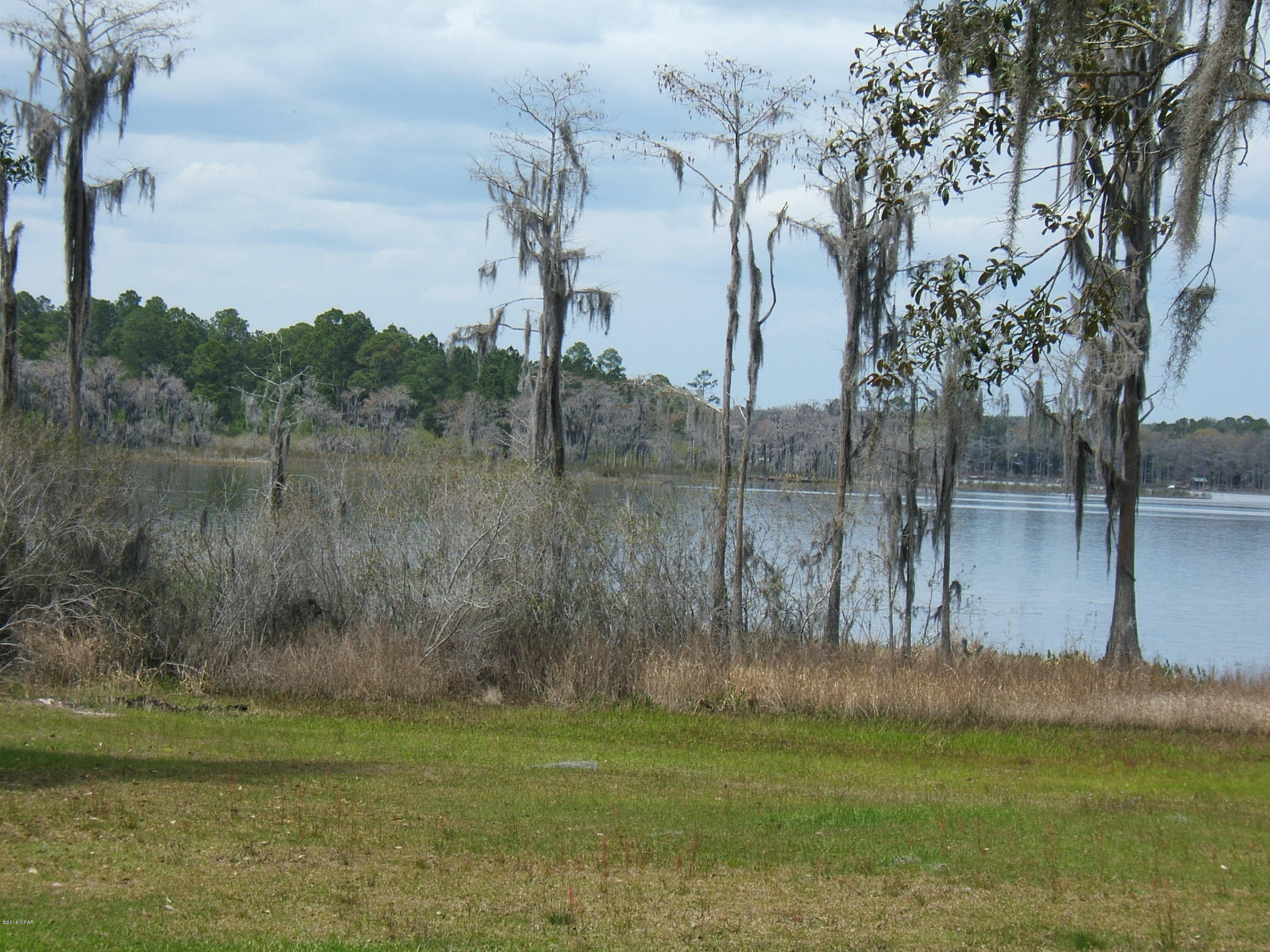 Lucas Lake Retreat - Residential