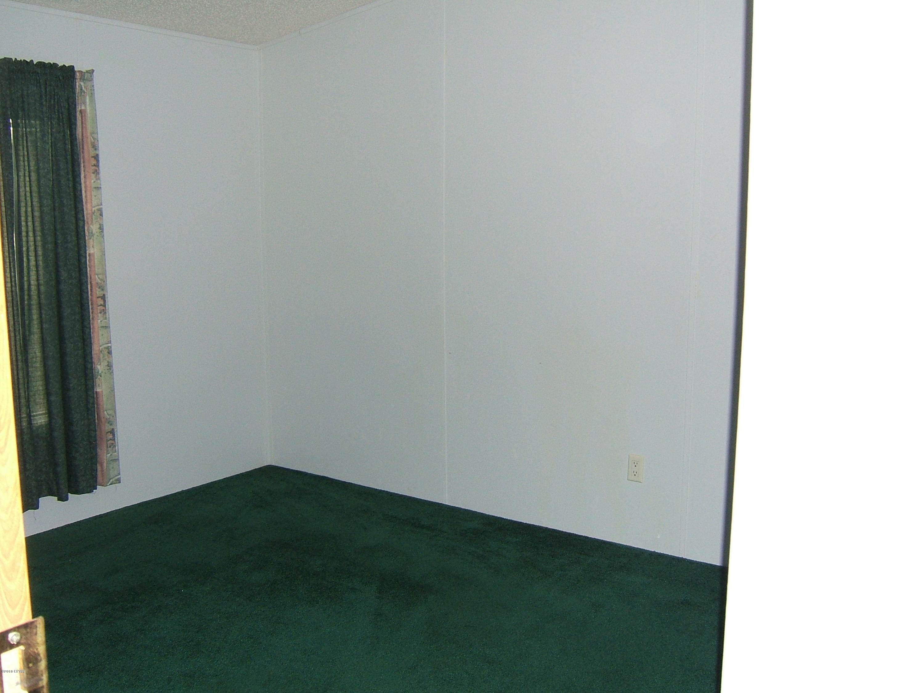 Lucas Lake Retreat - Residential