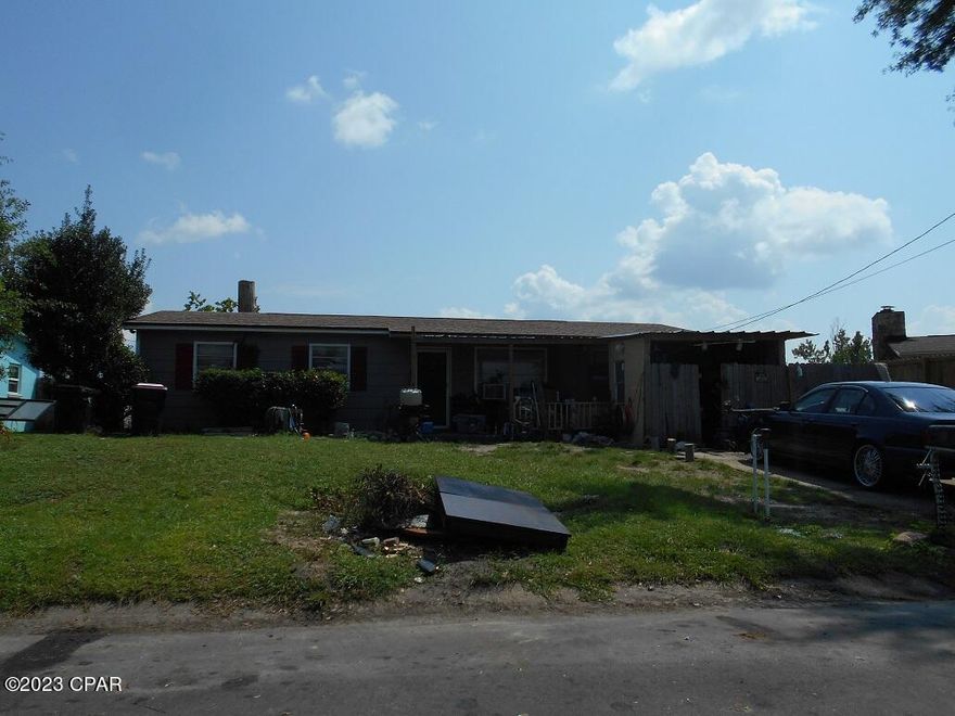 CURRENTLY UNDER CONTRACT, SELLER WILL CONSIDER BACKUP OFFERS' This property is sold in as is condition. This is a 3bedroom 1 bath home The home needs work. All info taken from appraiser site & sizes are approx., Buyer to verify.