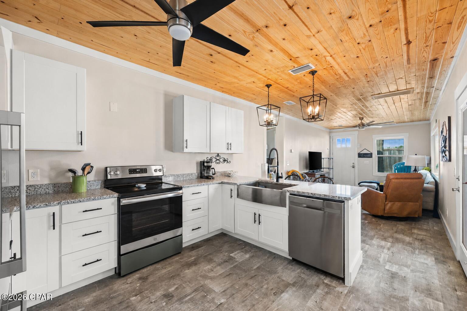 608 Seabreeze Drive