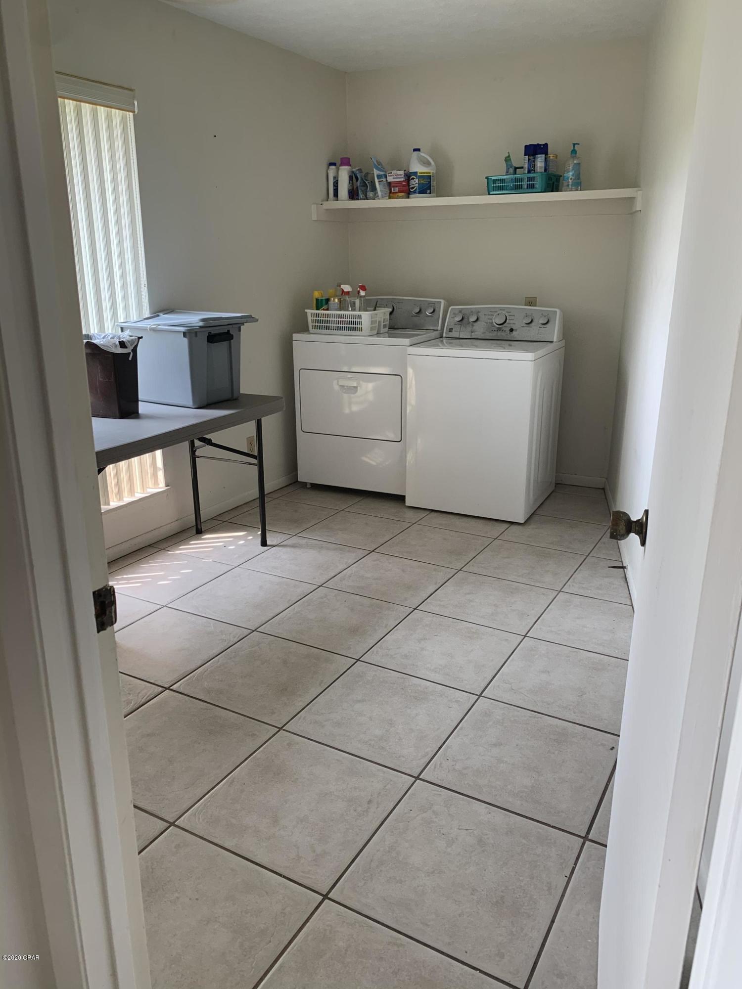 Baywood Shores Est Unit 7 - Residential