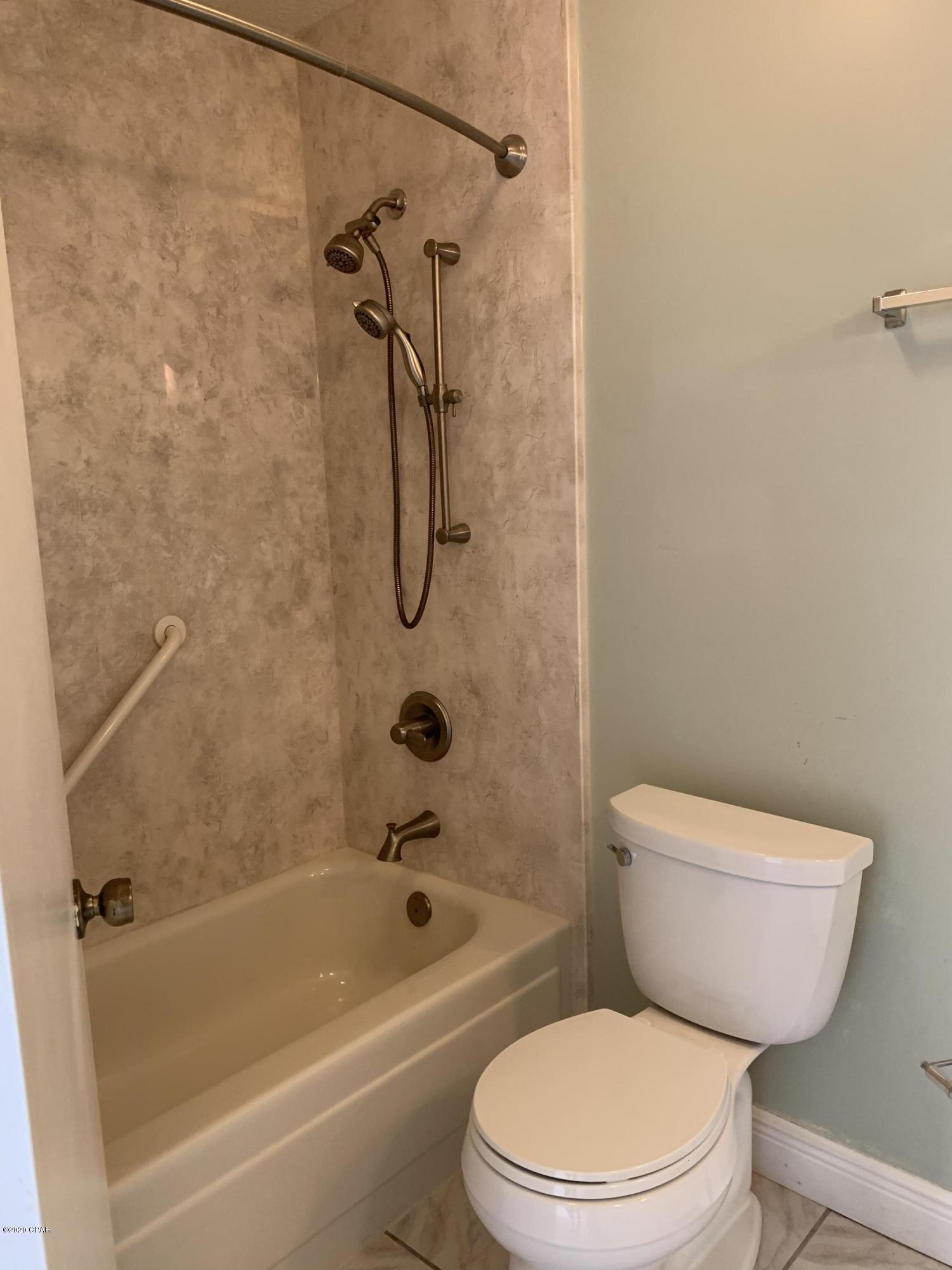 Baywood Shores Est Unit 7 - Residential