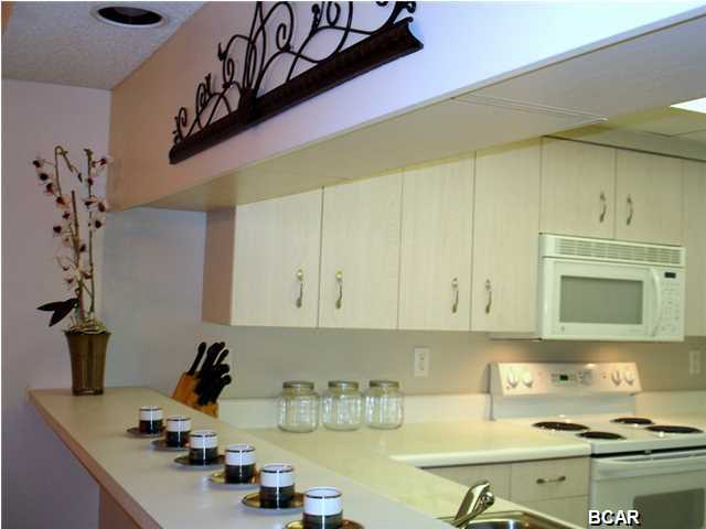 Hombre Golf Village - Residential