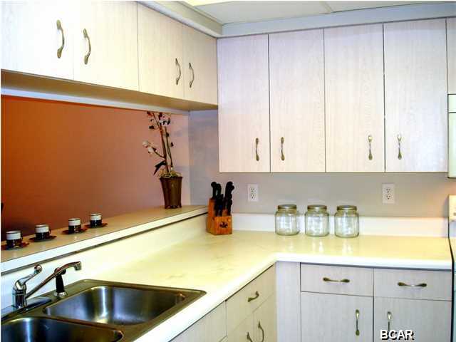 Hombre Golf Village - Residential