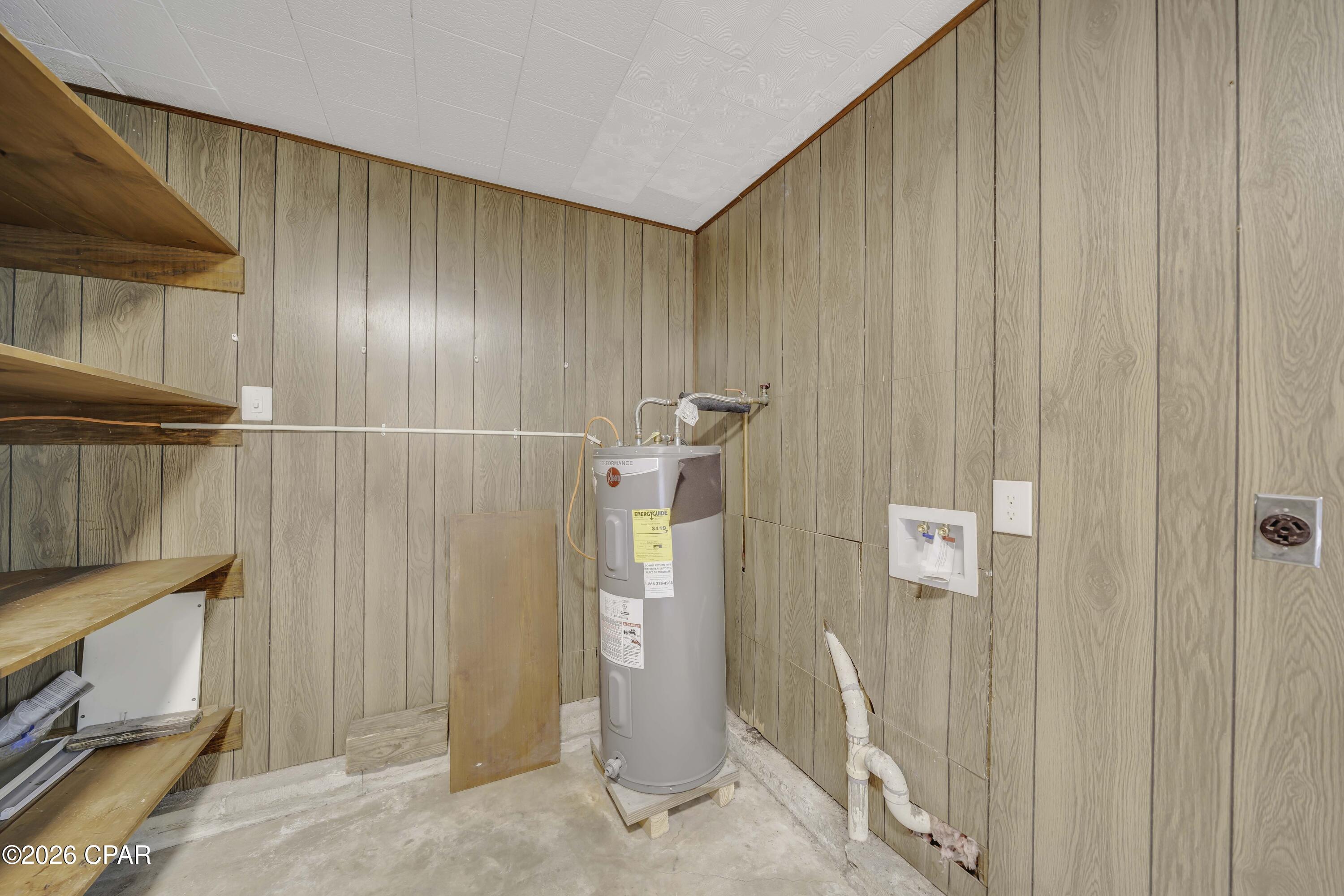 [No Recorded Subdiv] - Residential Lease