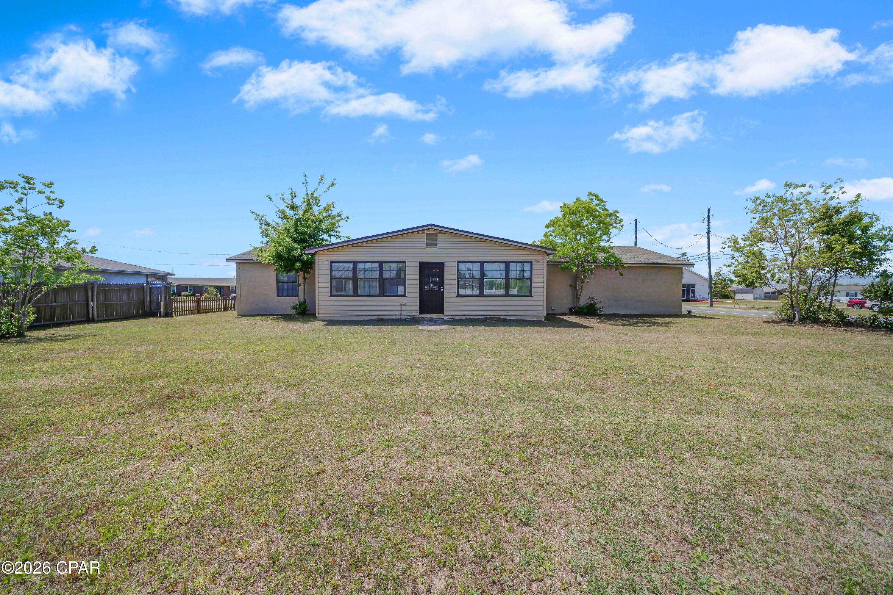 [No Recorded Subdiv] - Residential Lease