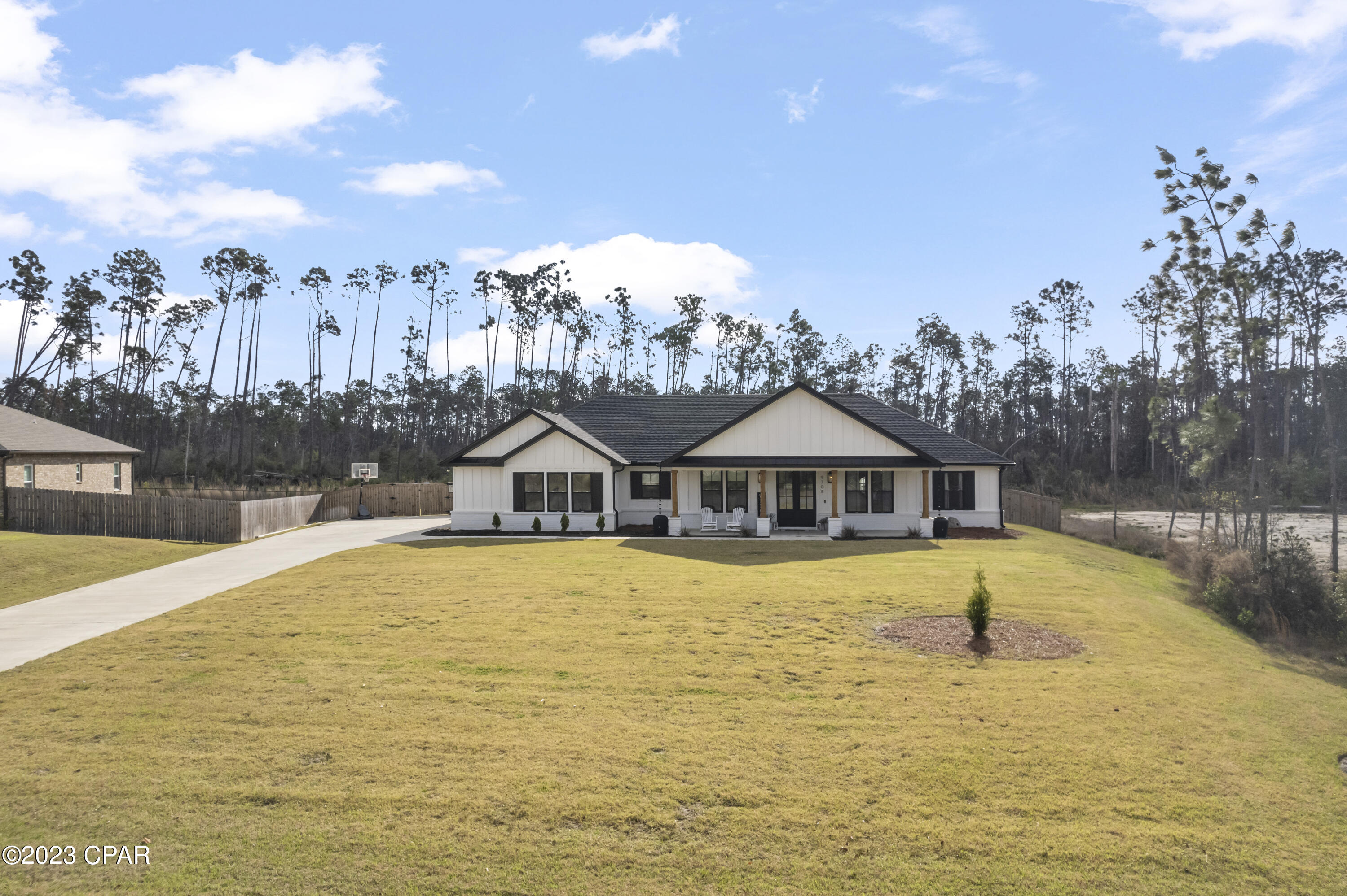 Cedar Creek At Deerpoint Lake - Residential