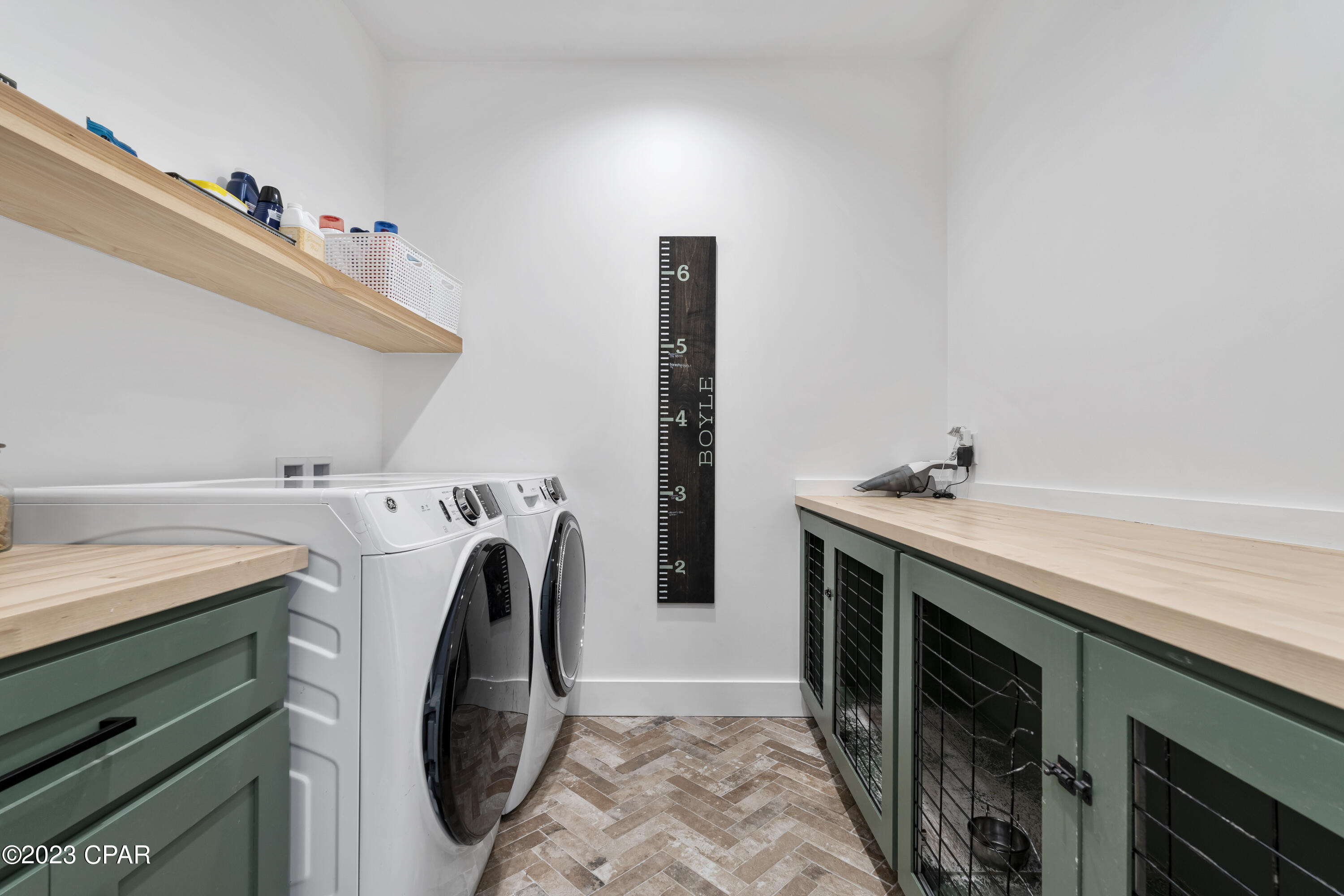 Cedar Creek At Deerpoint Lake - Residential