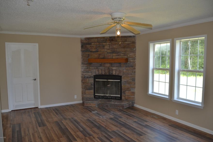 CURRENTLY UNDER CONTRACT, SELLER ACCEPTING BACKUP OFFERS.



Situated on over 2 acres!! 

This recently renovated and updated 4/2 is ready for new owners. 

Boasting new flooring, paint, counter tops, backsplash, ceiling fans, and much more. The oversized rooms give you plenty of space. Large Kitchen and living rooms are great for entertaining guests. Call today to take a look at this Charming Country Home. CURRENTLY UNDER CONTRACT, SELLER ACCEPTING BACKUP OFFERS.

HURRICANE MICHAEL UPDATE:  Ask your realtor about any storm-related damage.  December 2018 - seller is currently in process of replacing roof with a new metal roof.