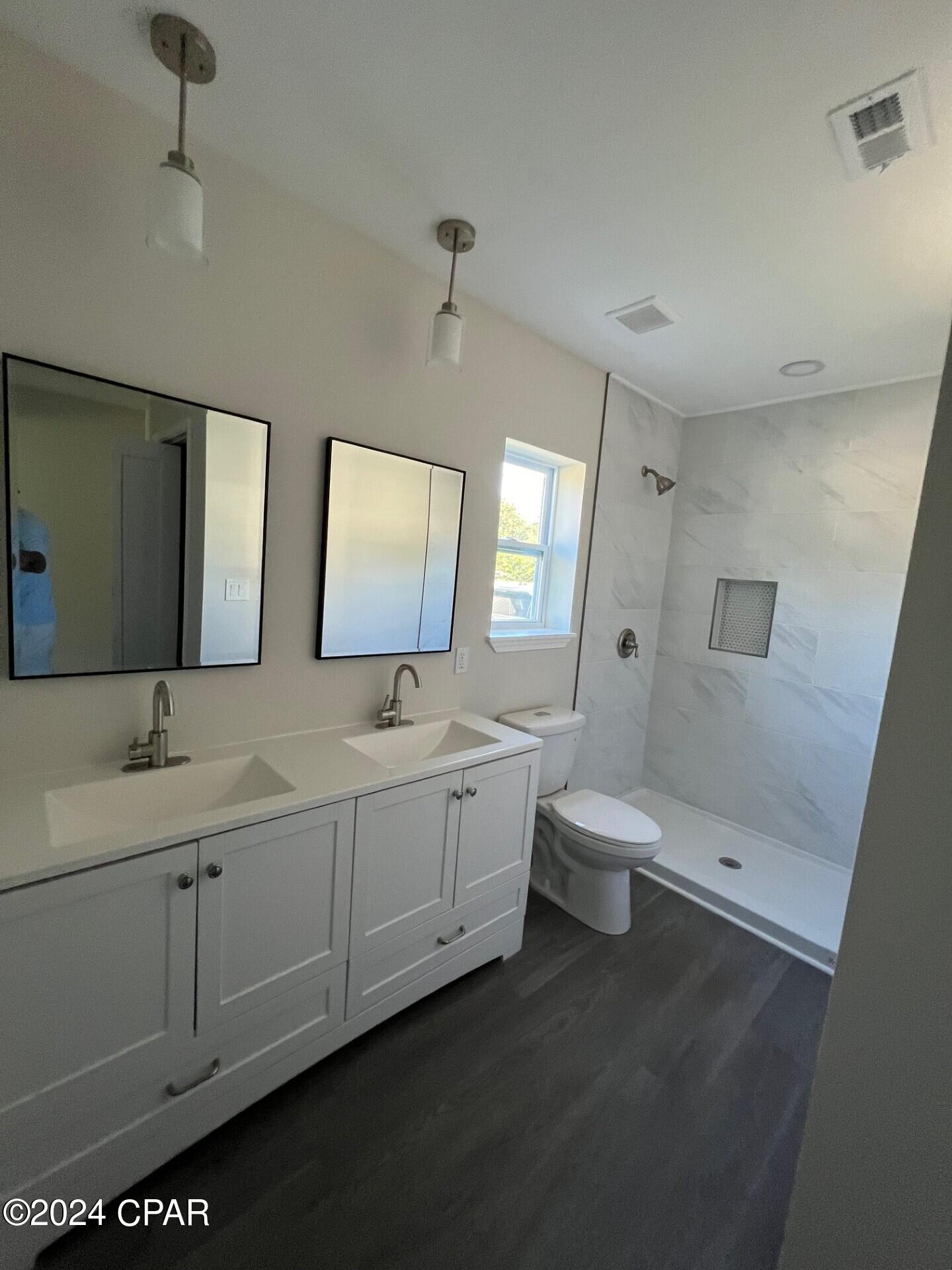 Cove Terrace - Residential Lease