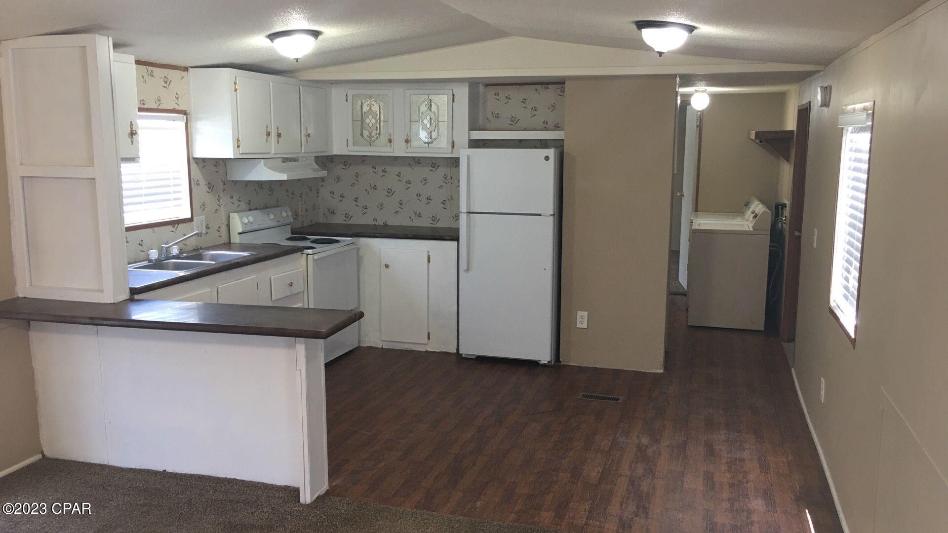 [No Recorded Subdiv] - Residential Lease