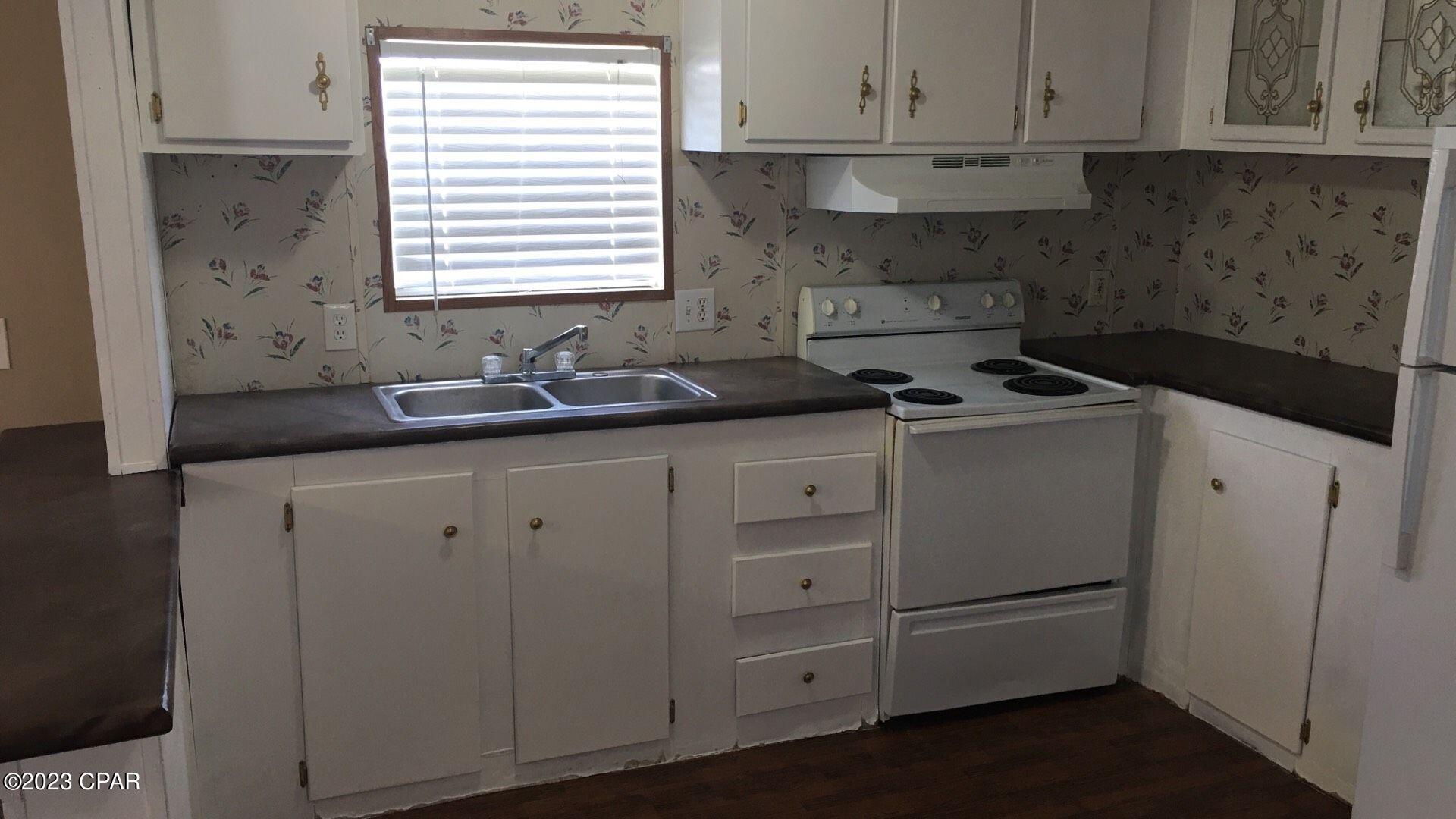 [No Recorded Subdiv] - Residential Lease