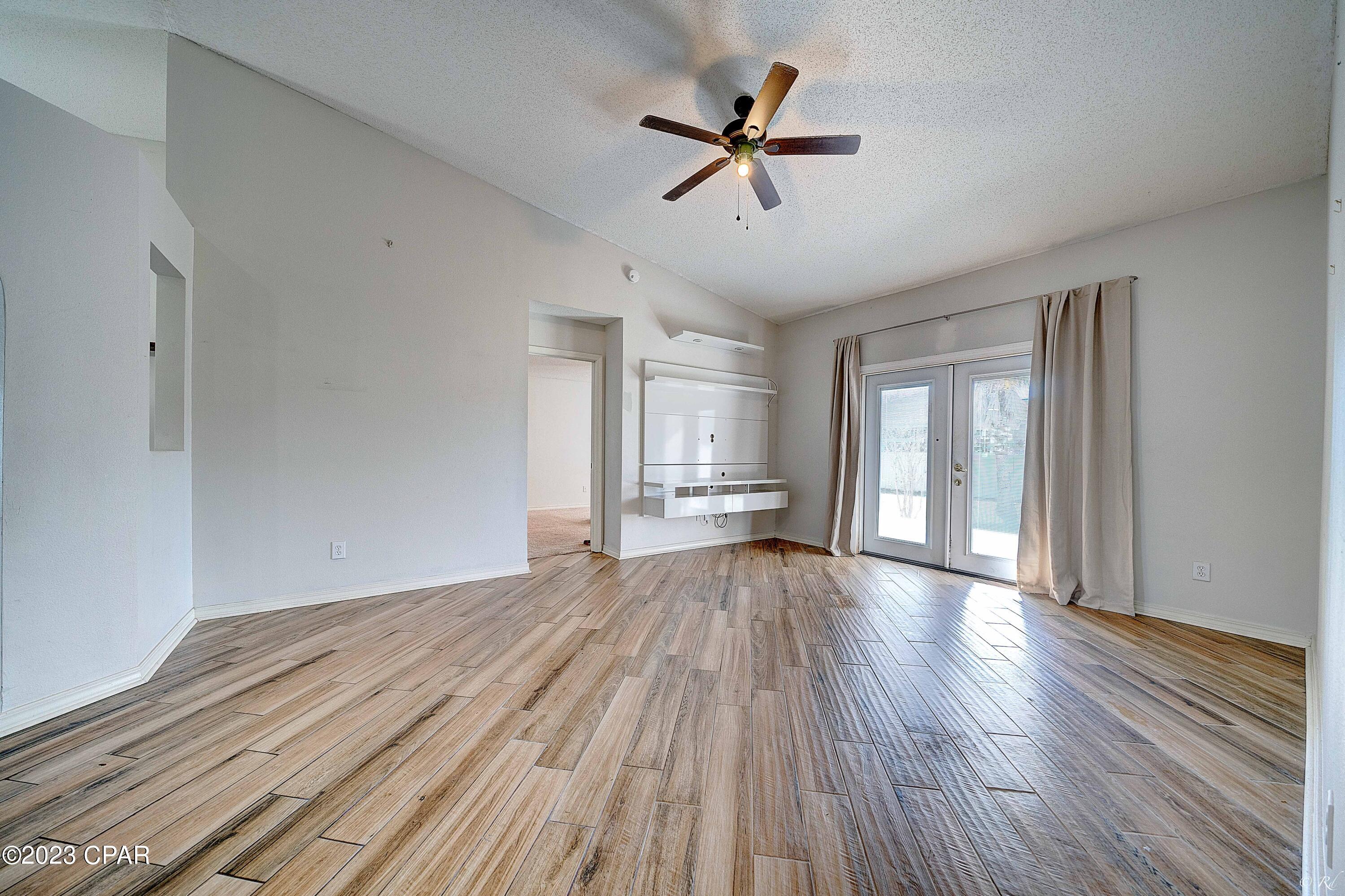 The Hammocks - Residential