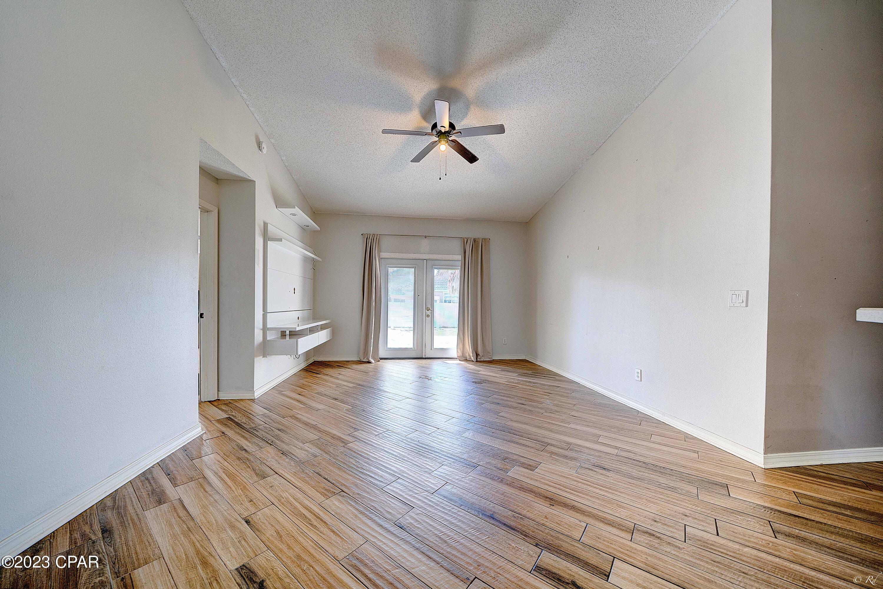 The Hammocks - Residential