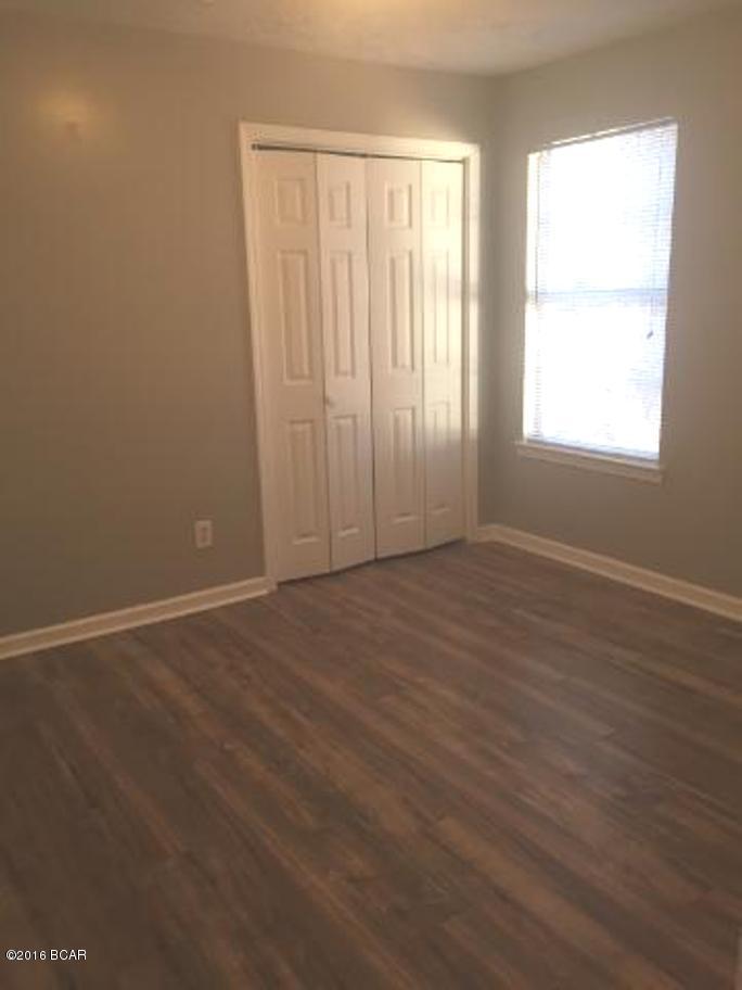 Sweetwater Village N Ph I - Residential