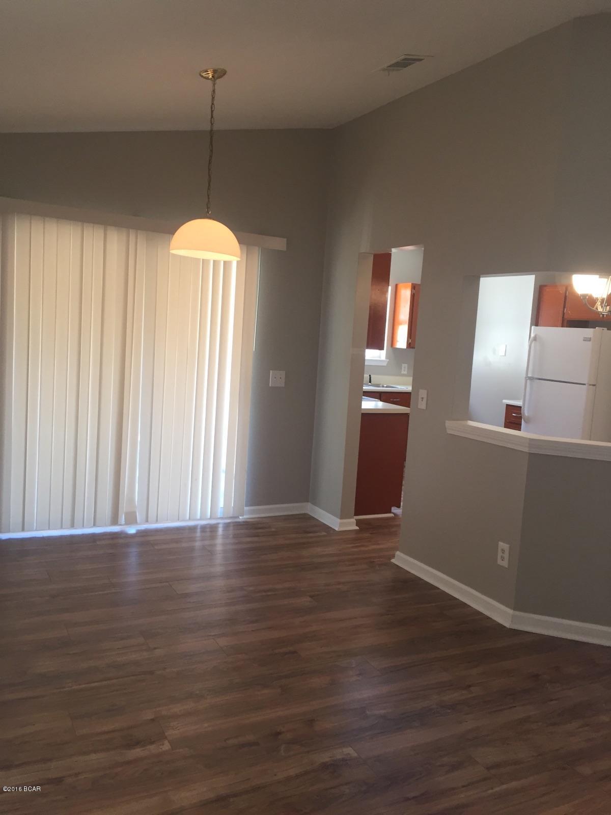 Sweetwater Village N Ph I - Residential