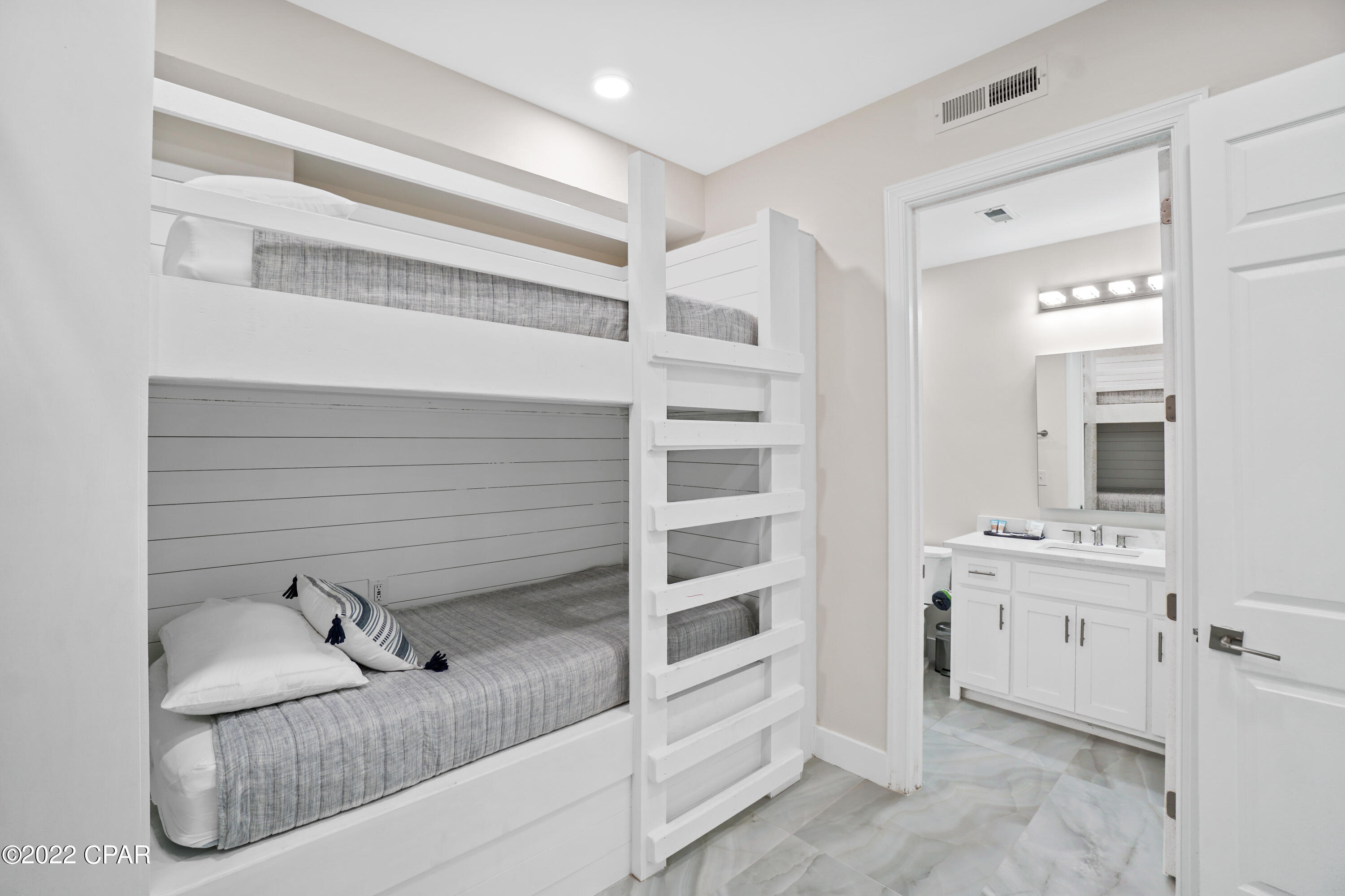 Ocean Ritz - Residential