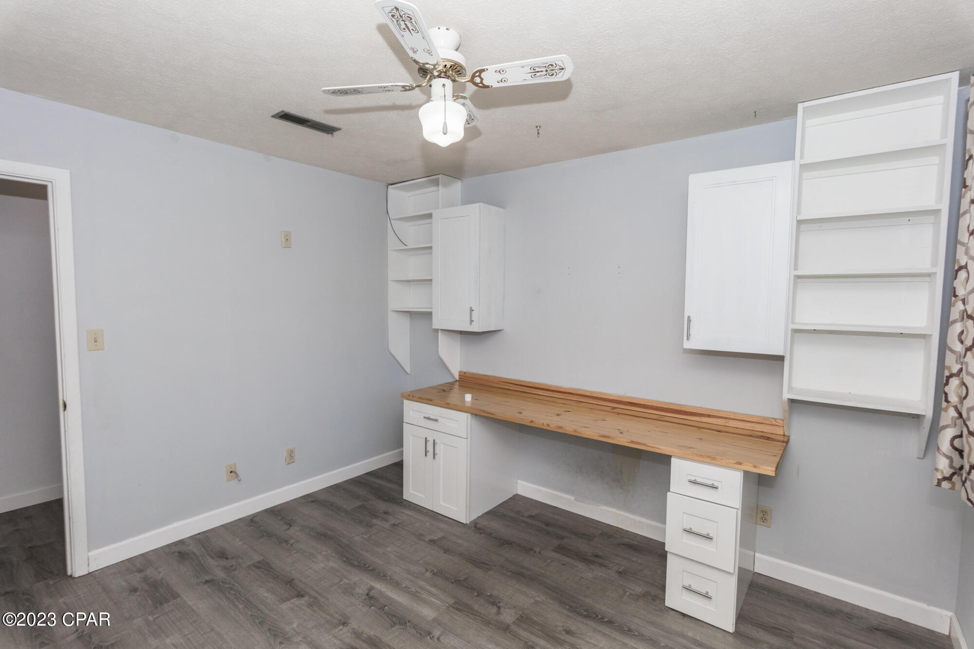 Island View Estates - Residential