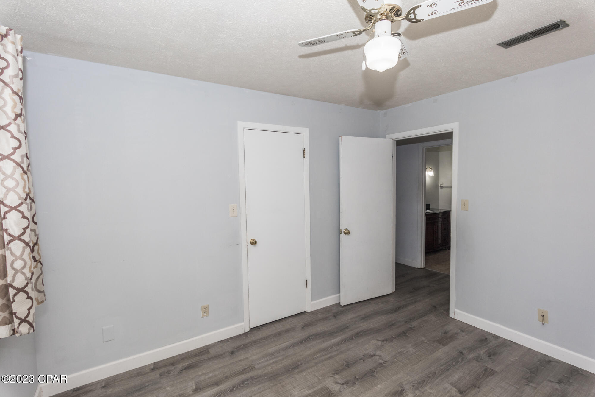 Island View Estates - Residential