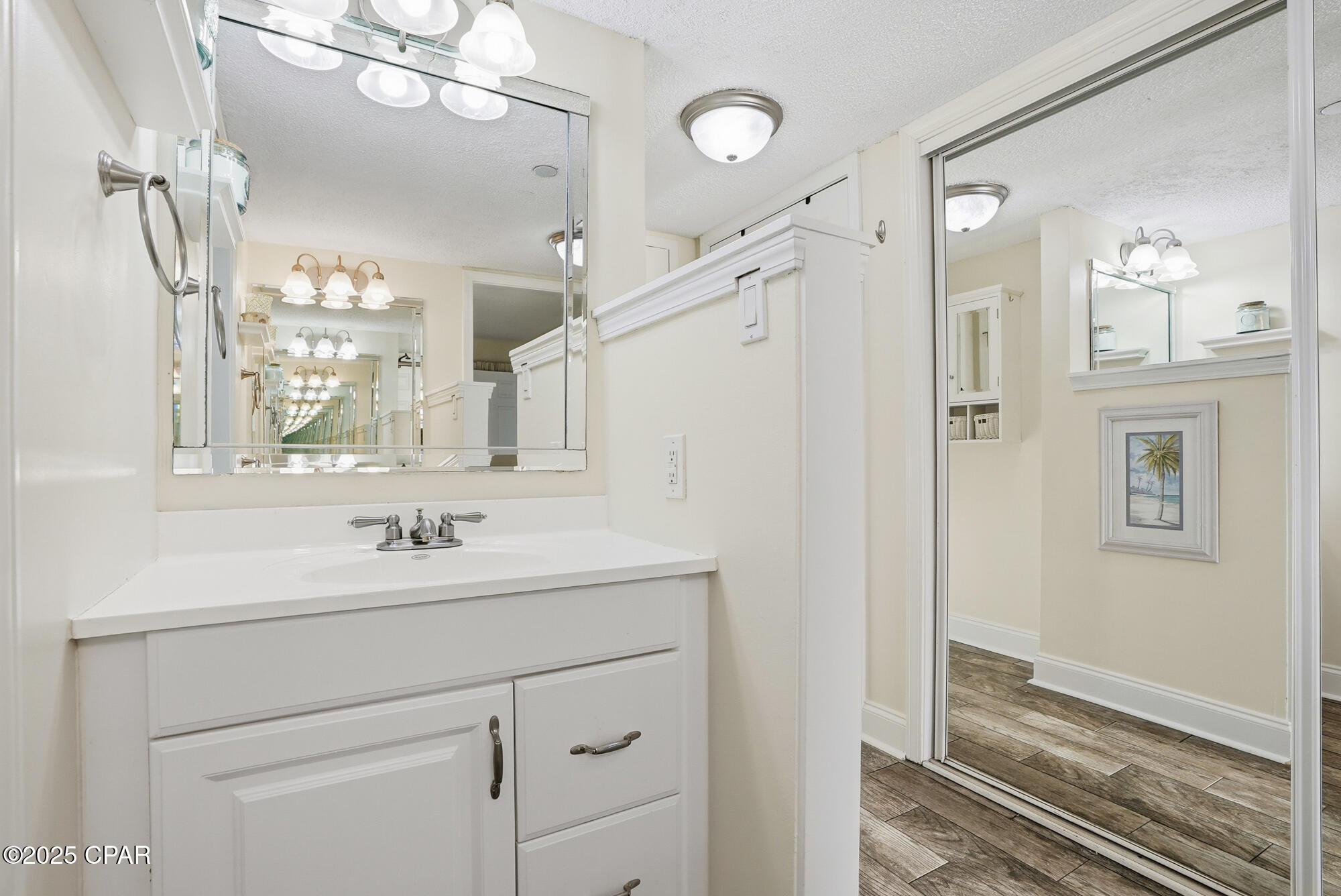 The Commodore - Residential