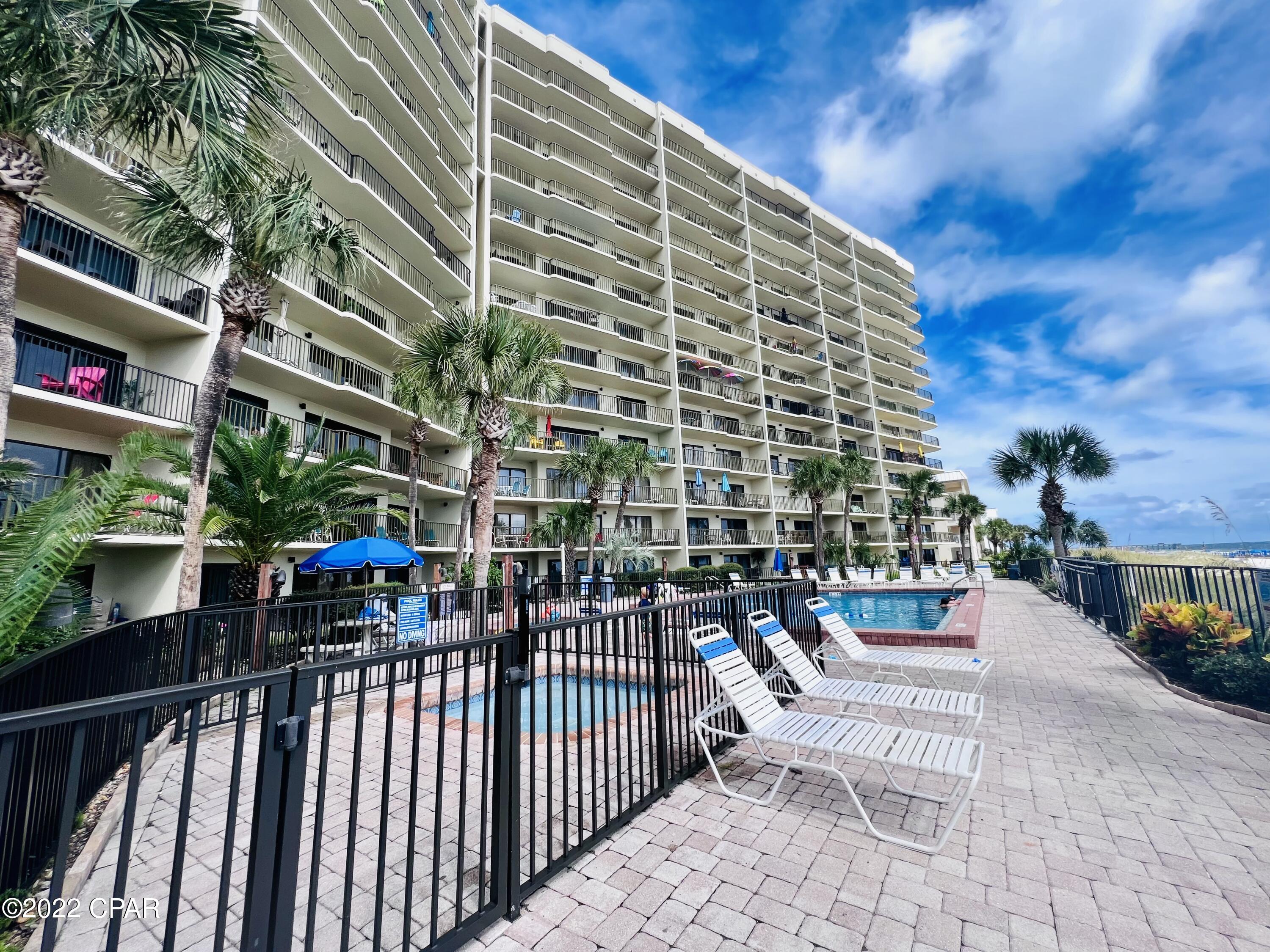 The Commodore - Residential