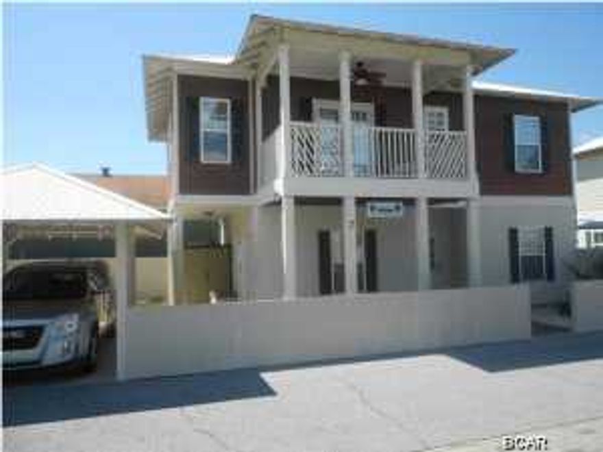 ** THE ONLY 3BR-3BA, DETACHED HOME UNDER $275K ON THE BEACH!! **ONE BLOCK FROM BEACH * 3-BR 3-BA DETACHED HOME * 2-BR'S 2 BATHS ON MAIN LEVEL * LIVING, KITCHEN, DINING, MASTER BR UP * ALL BEDROOMS HAVE A PRIVATE BATH *ALL NEW STAINLESS APPLIANCES, NEW PAINTING, GRANITE COUNTER TOPS, PEDISTAL SINKS, TILE SHOWERS, HARDWOOD FLOORS IN KITCHEN AND LIVING ROOM, THIS HOME IS MOVE IN READY, JUST BRING THE TOOTH BRUSH.* NEVER BEEN A RENTAL * NICE AND CLEAN AND READY TO LIVE IN. COMPLEX HAS A POOL. GULF VIEW FROM LIVING ROOM DECK * JUST 1 BLOCK FROM BEACH AND PUBLIC ACCESS. ** THE ONLY 3BR-3BA, DETACHED HOME UNDER $275K ON THE BEACH!! SEE IT QUICK BEFORE IT IS SOLD!