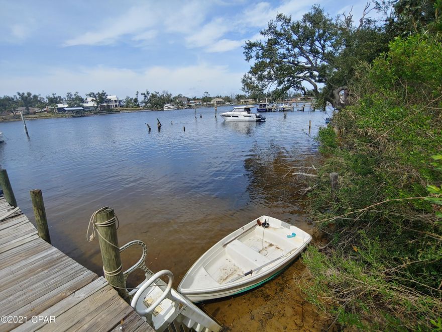 Unique Opportunity with DEEP water access. Approximately 100 Ft Frontage on Pitts Bayou with easy access to Gulf and Bay. Public boat ramp nearby. Existing structure has no information except formally known as Hideaway Haven Yacht and Fish Club. Mixed-Use Zoning (MIXED USE 2 (MU-2) ZONING IN CITY OF PARKER) has various uses. Existing Dock is damaged and property needs repairs, or demo and build new structure.  Empty slab also present next to existing structure. Excellent location for various uses, Contact us for additional info on City of Parker zoning, etc.  Sold AS/IS.



Zoning, setbacks, dimensions, etc to be verified by buyer.