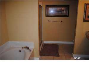 Splash Condo - Residential