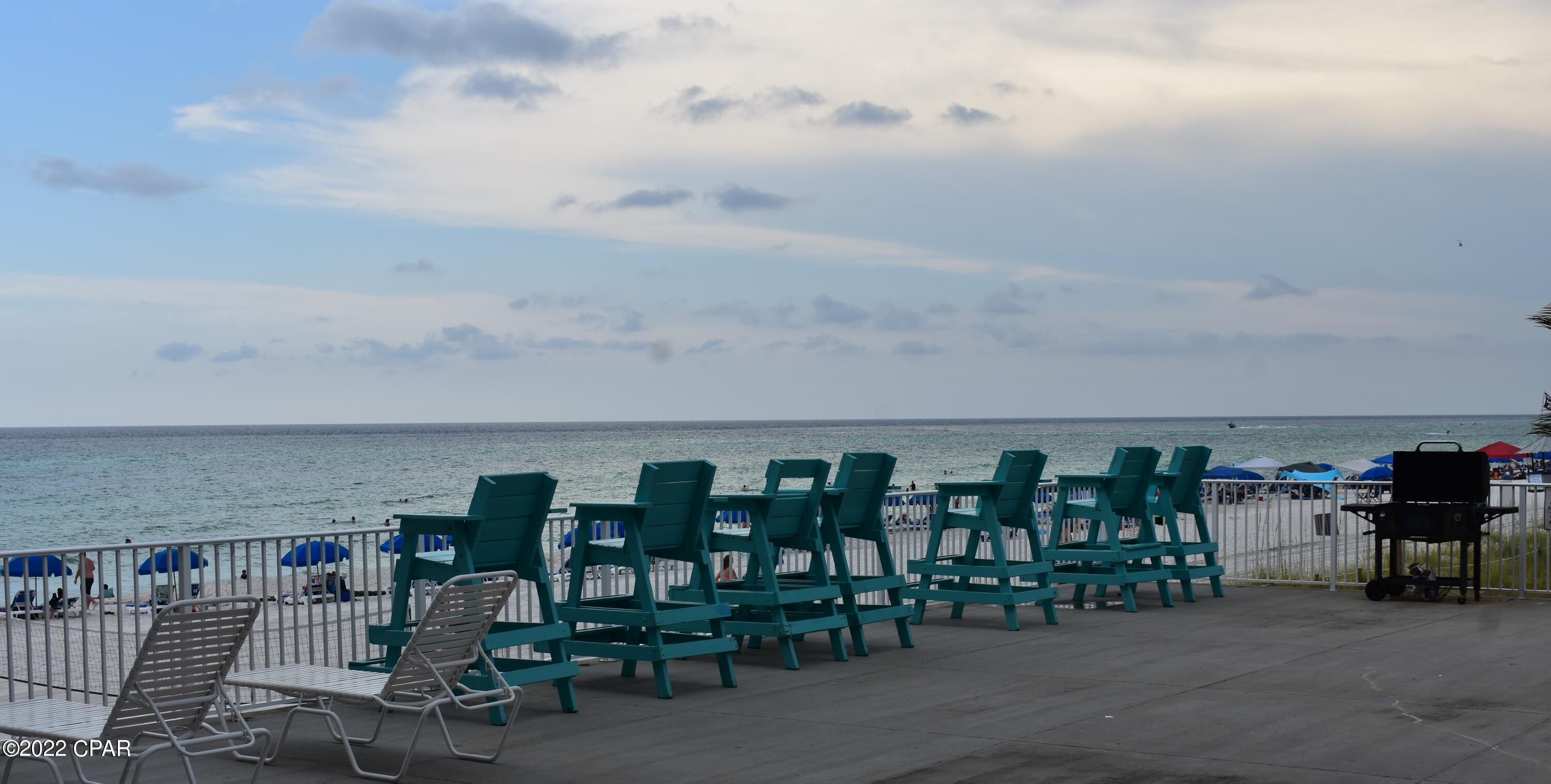 Fontainebleau Terrace - Residential