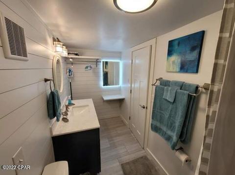 Fontainebleau Terrace - Residential