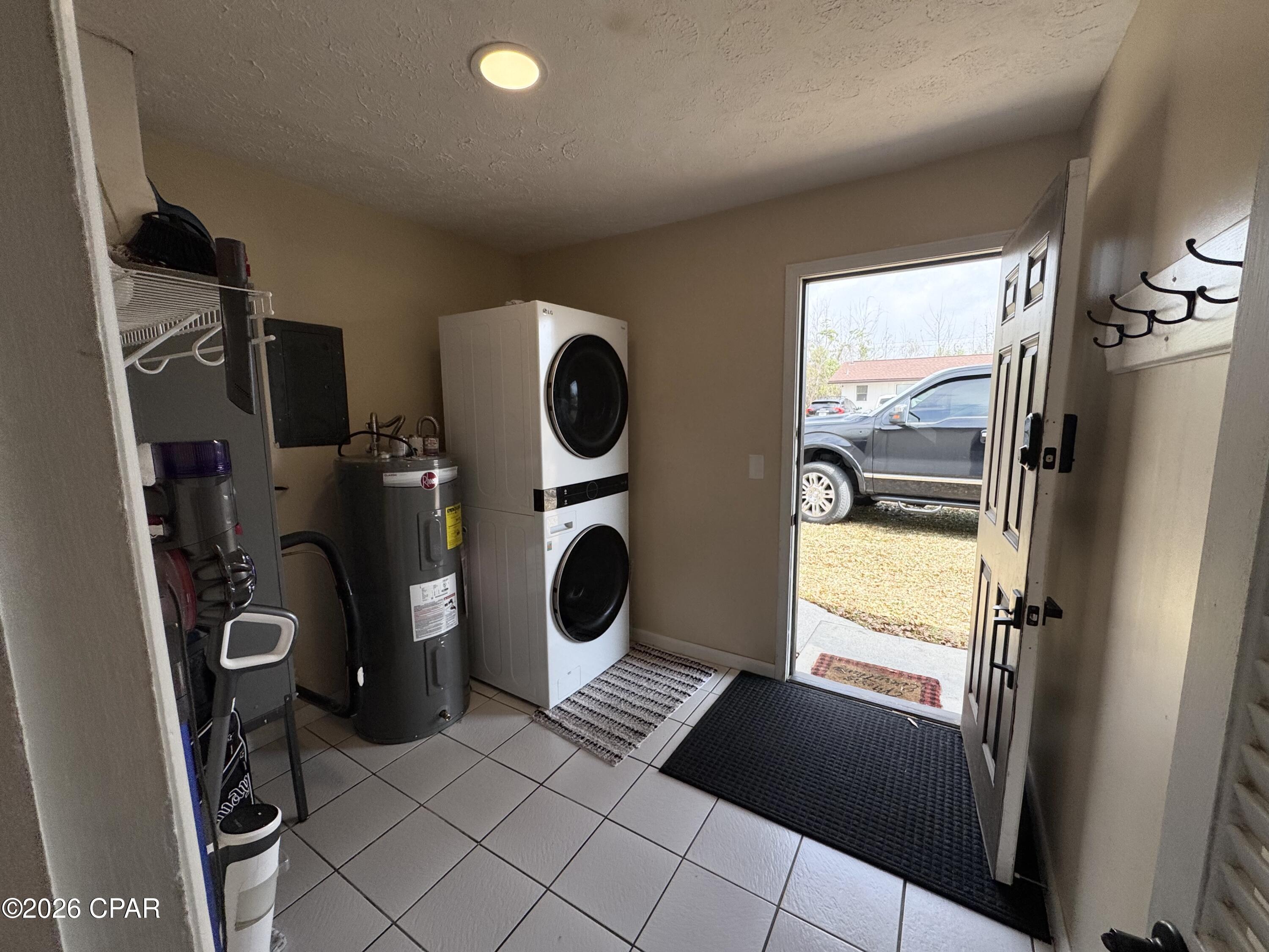 [No Recorded Subdiv] - Residential Lease