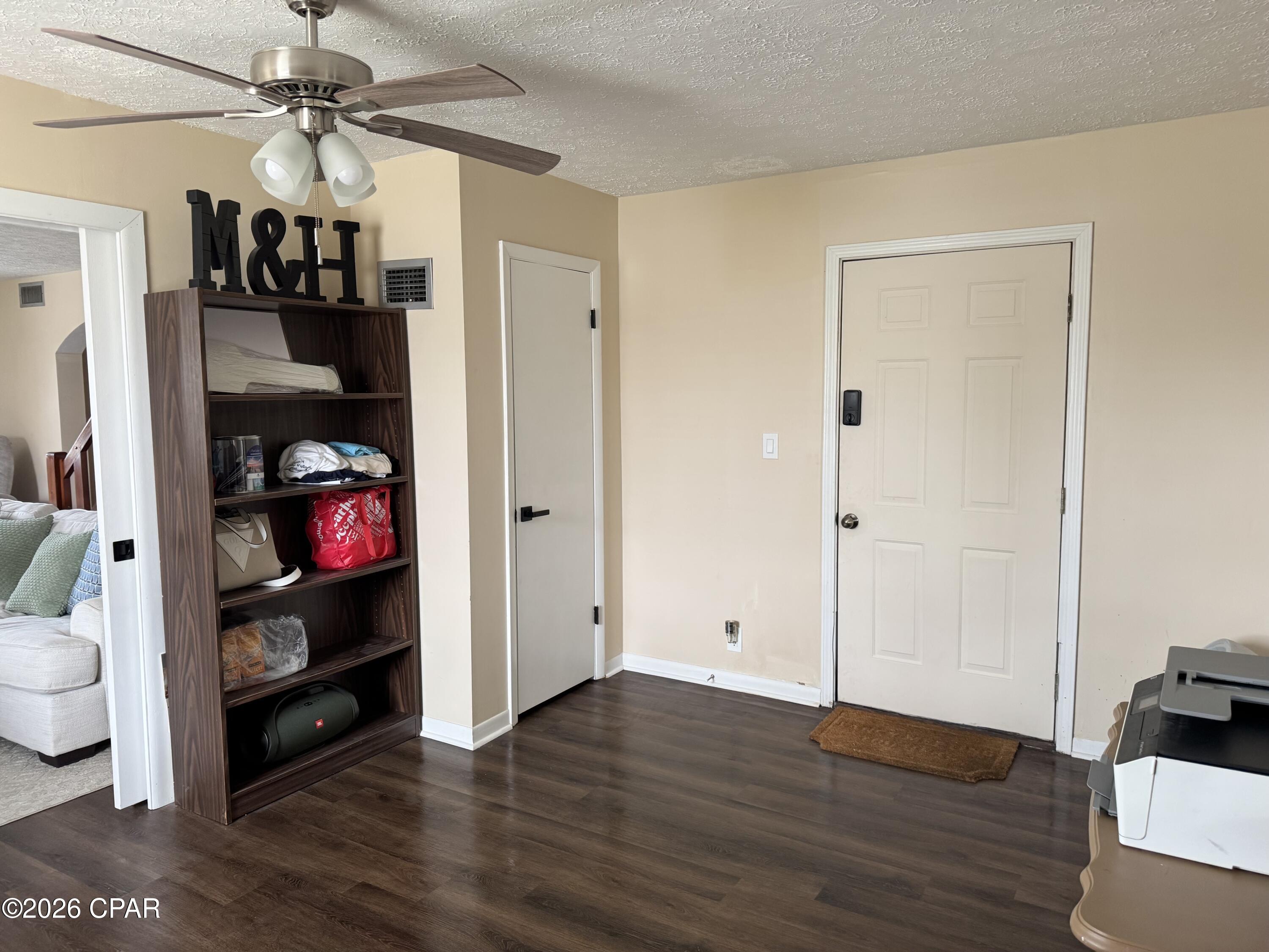 [No Recorded Subdiv] - Residential Lease