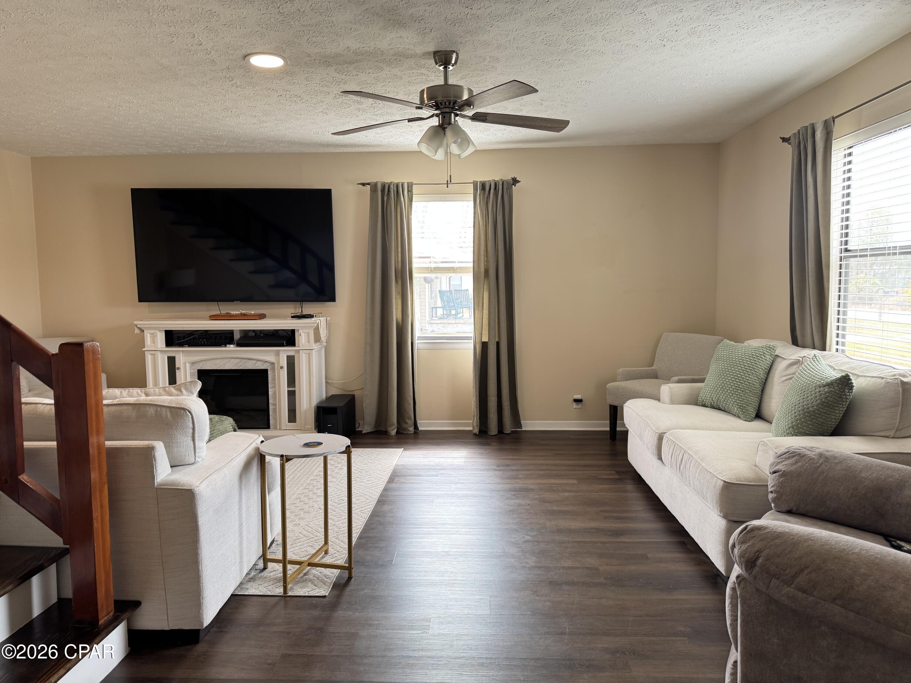 [No Recorded Subdiv] - Residential Lease