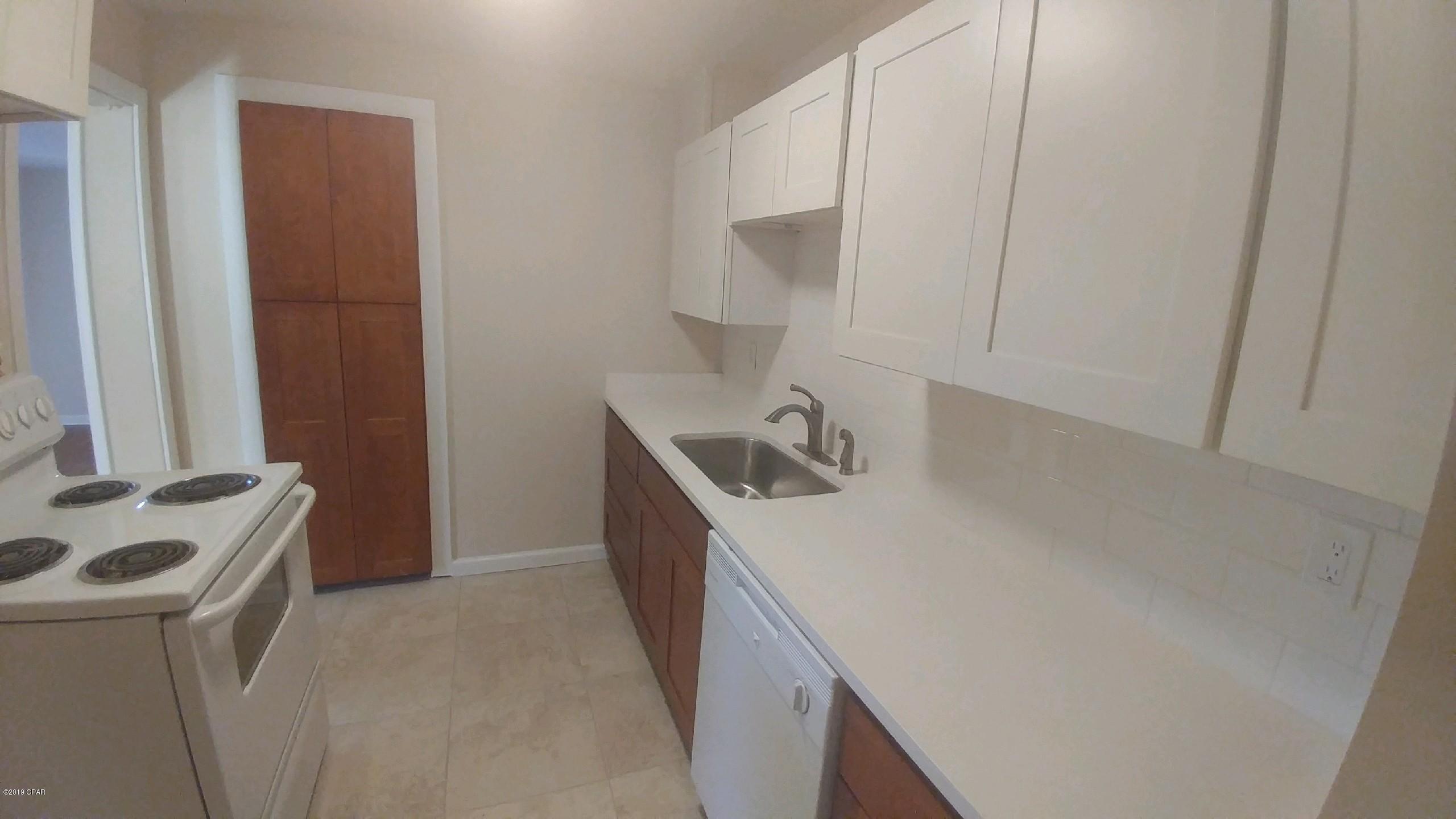 St And Bay Dev Co - Residential