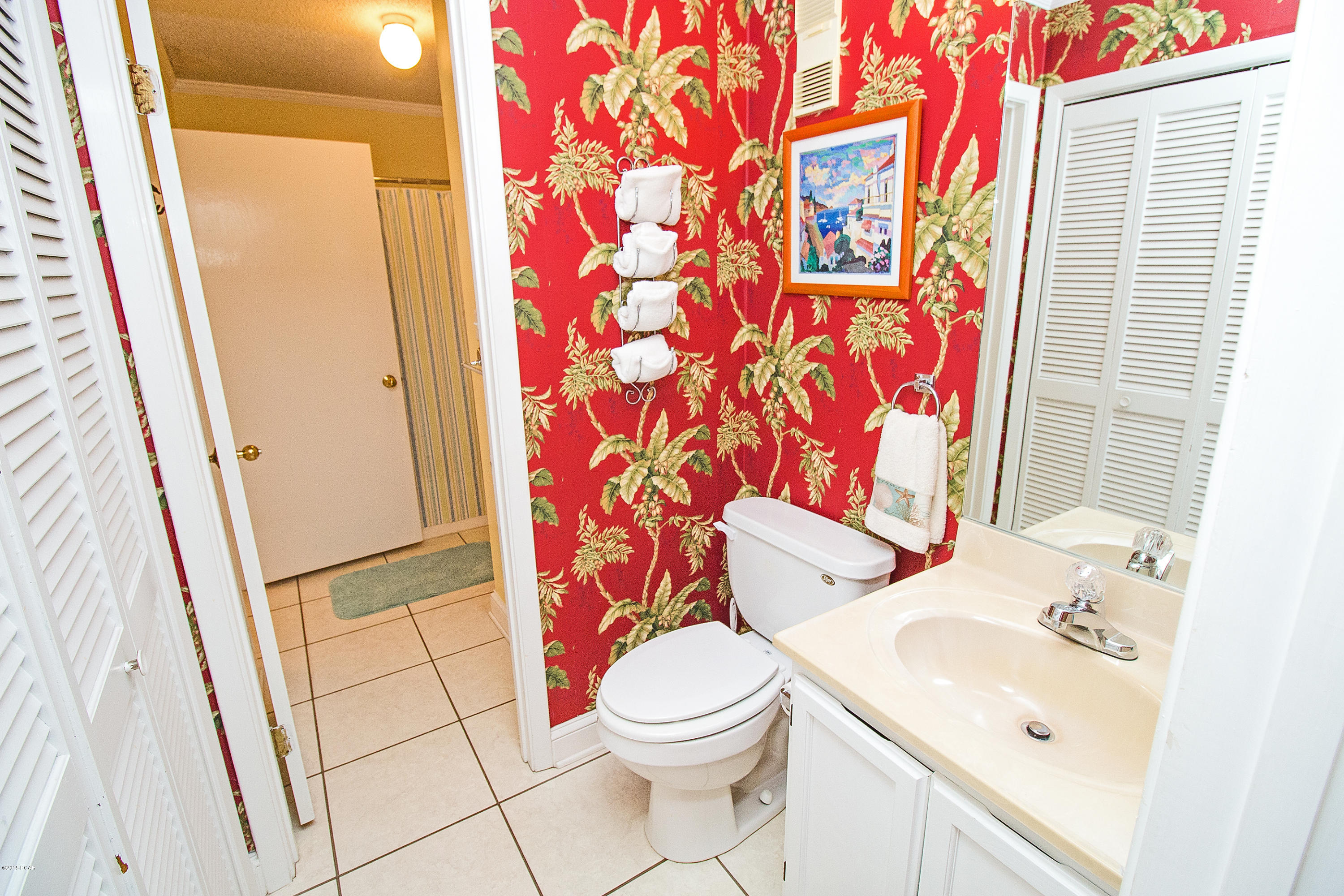 Emerald Shores Condo - Residential