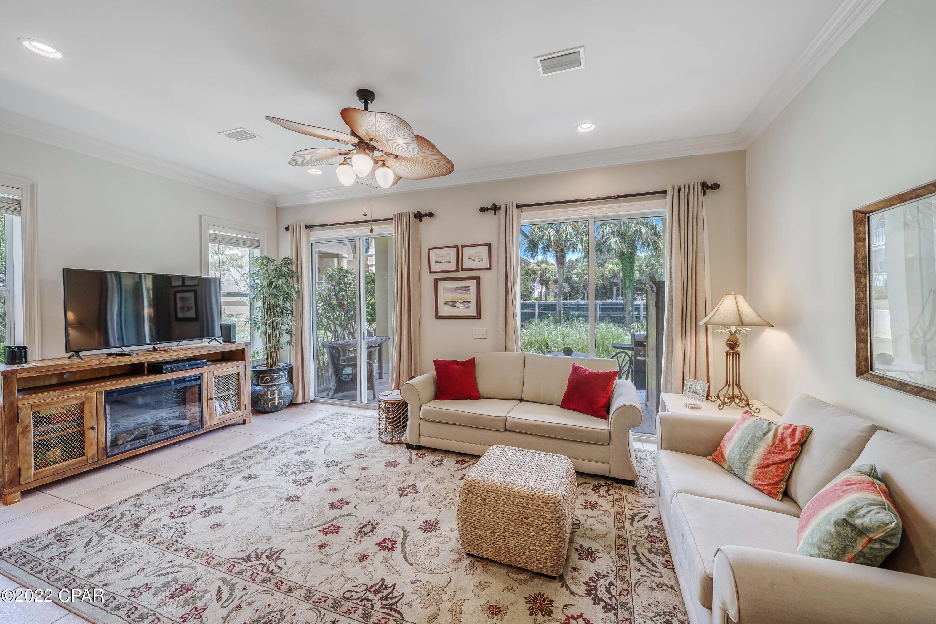 La Valencia Beach Resort - Residential