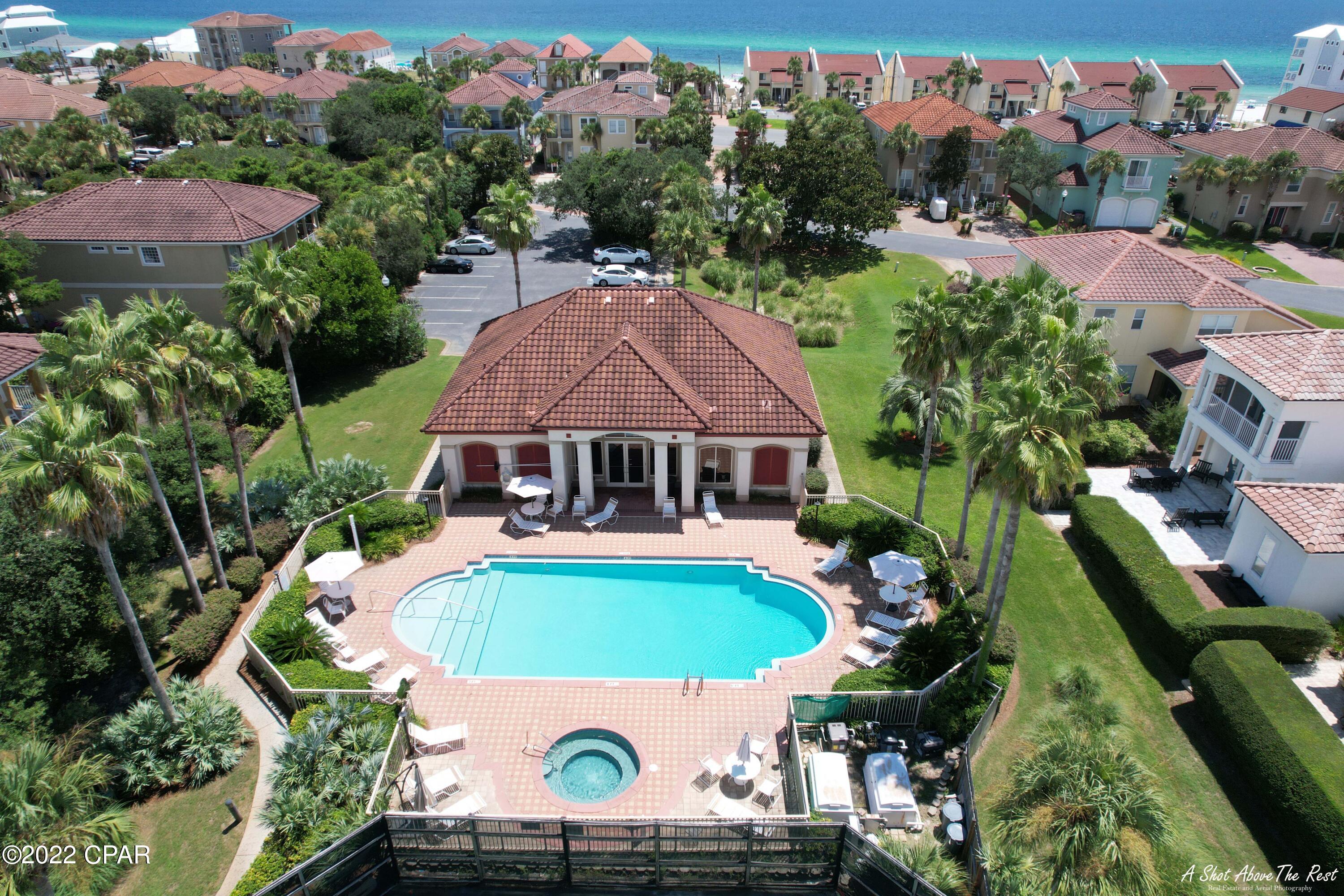 La Valencia Beach Resort - Residential