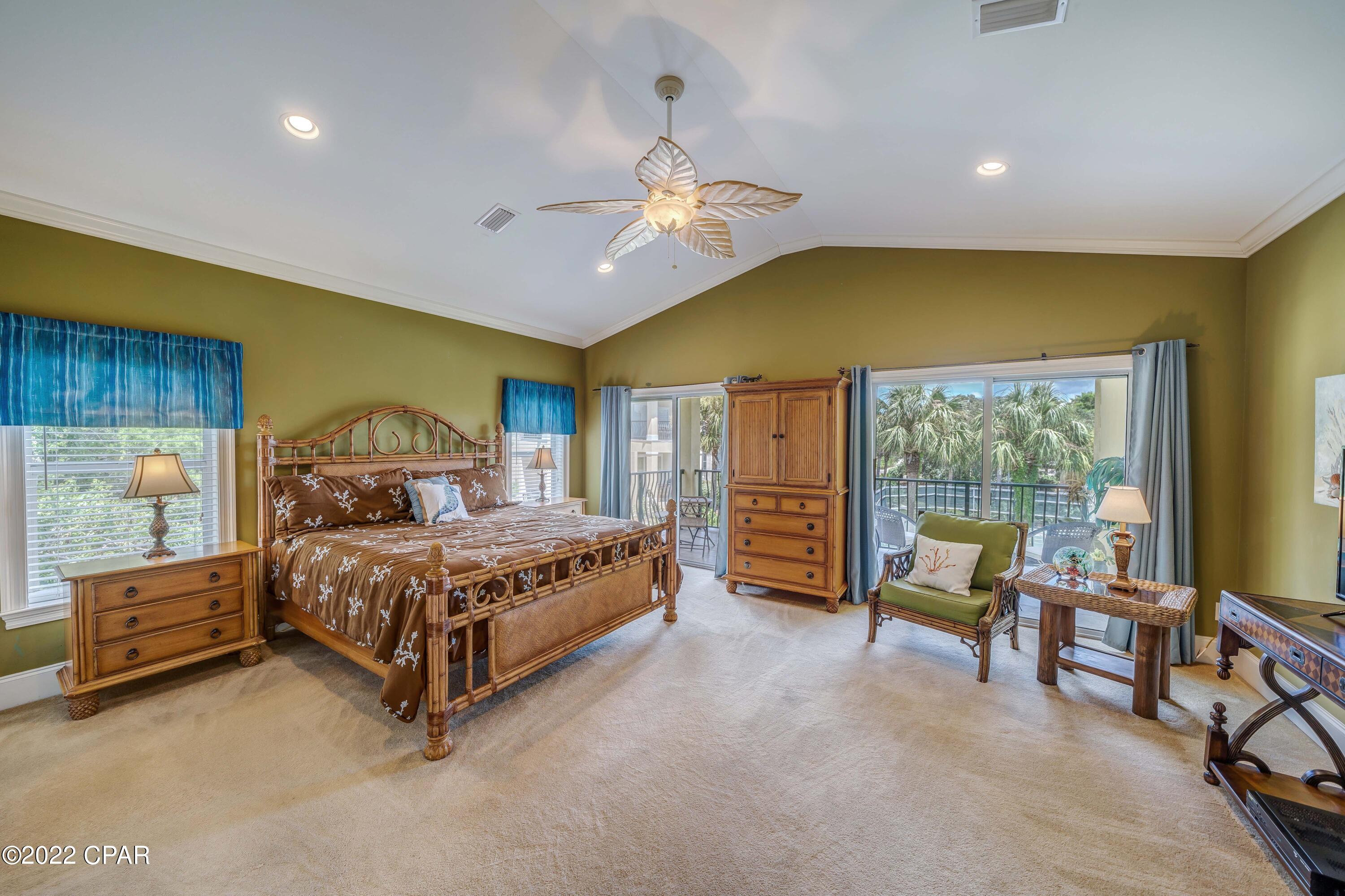 La Valencia Beach Resort - Residential