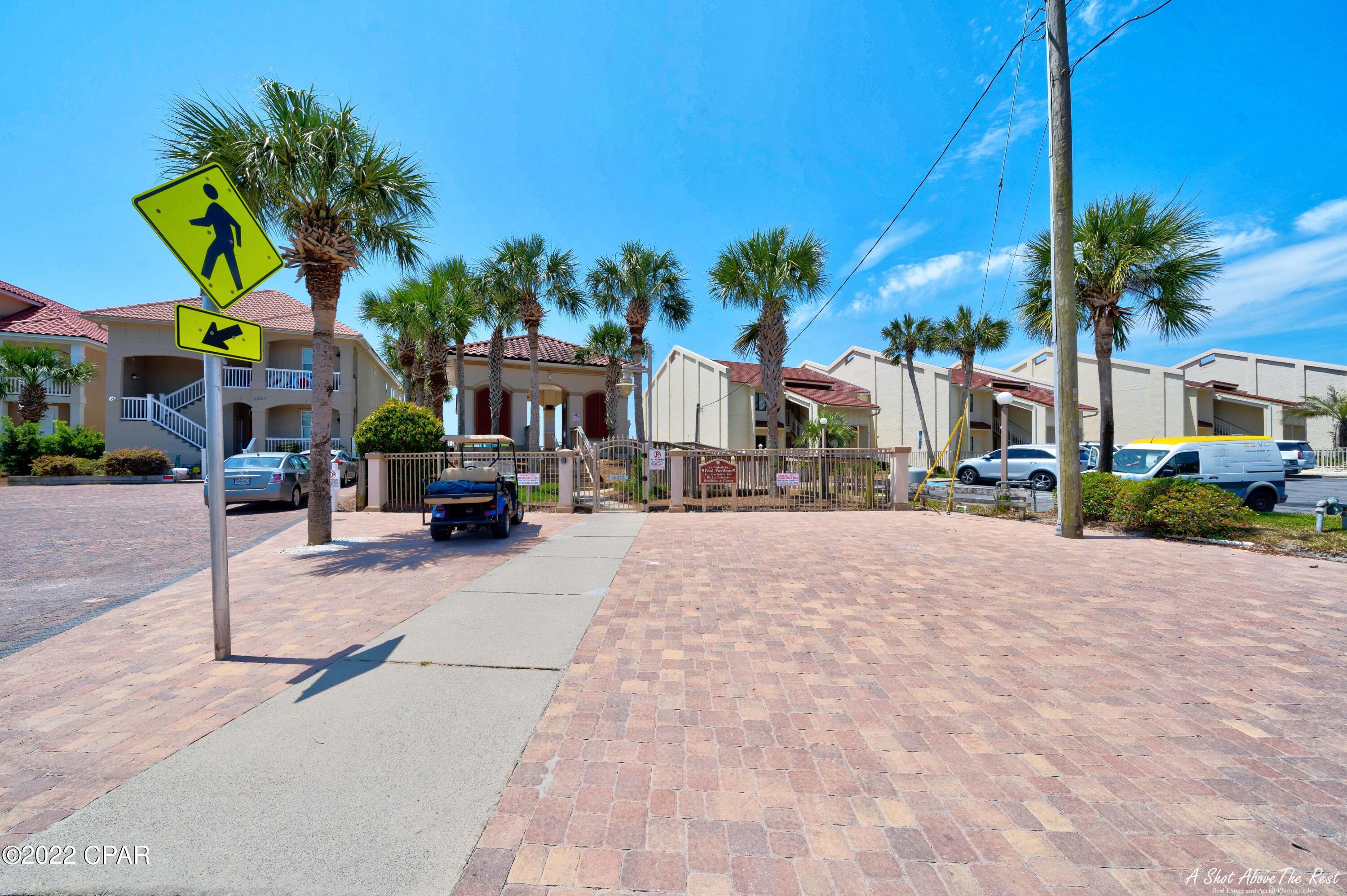 La Valencia Beach Resort - Residential