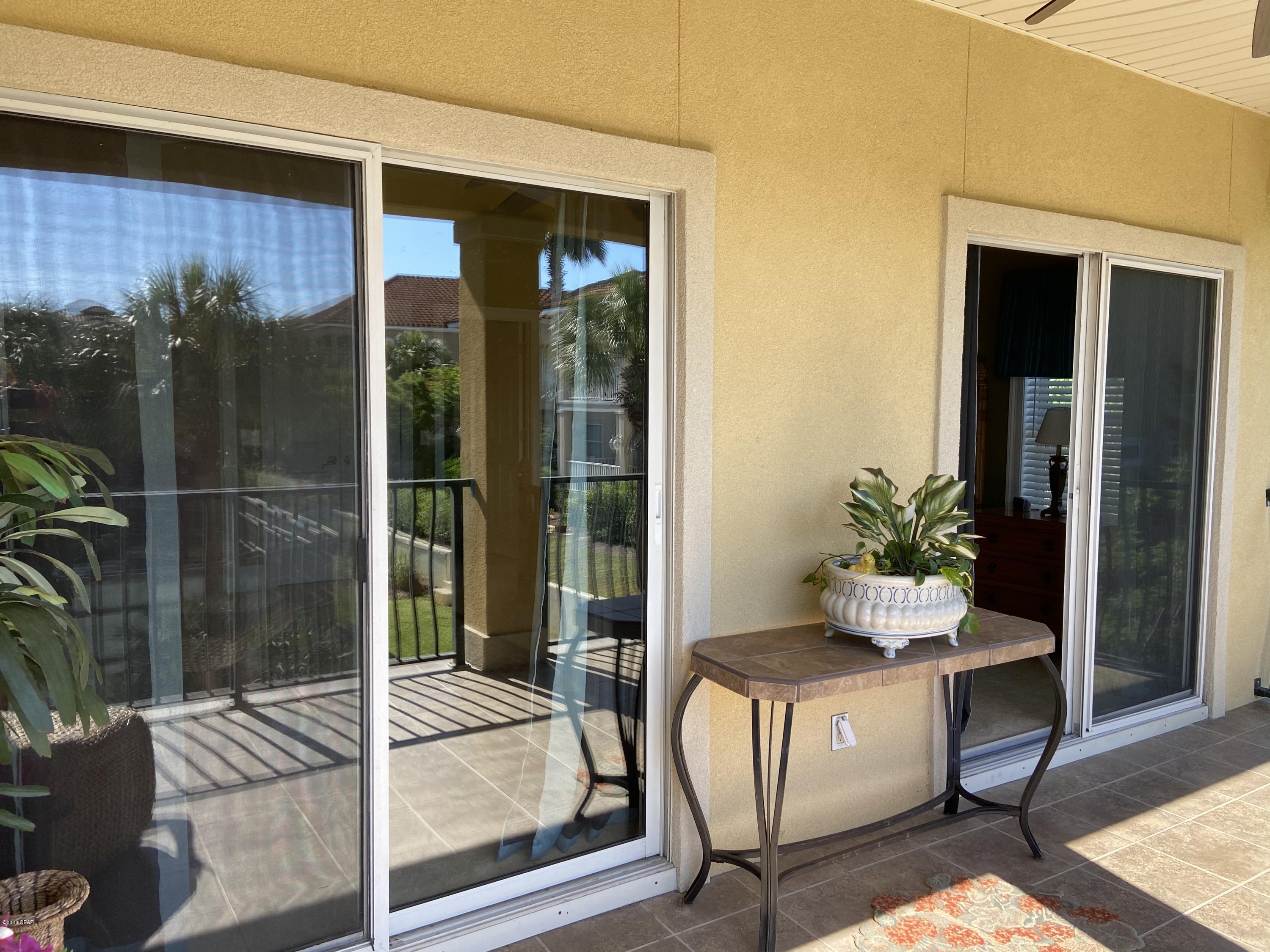 La Valencia Beach Resort - Residential